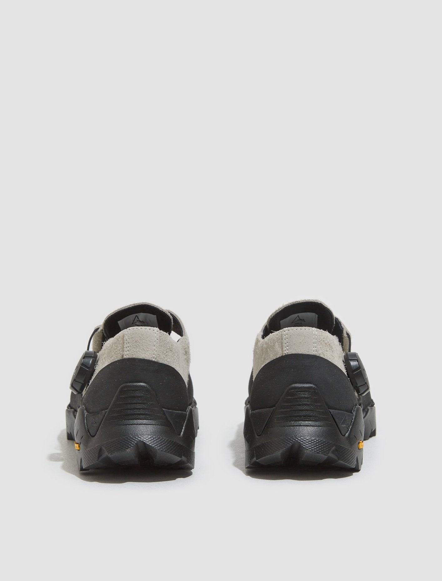 Pala Sneakers in Off White & Black