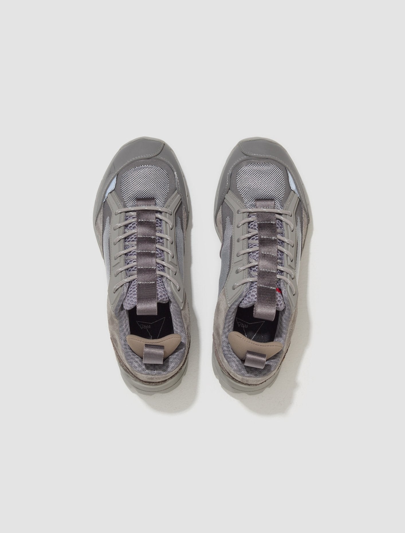 Lhakpa Sneakers in Gray