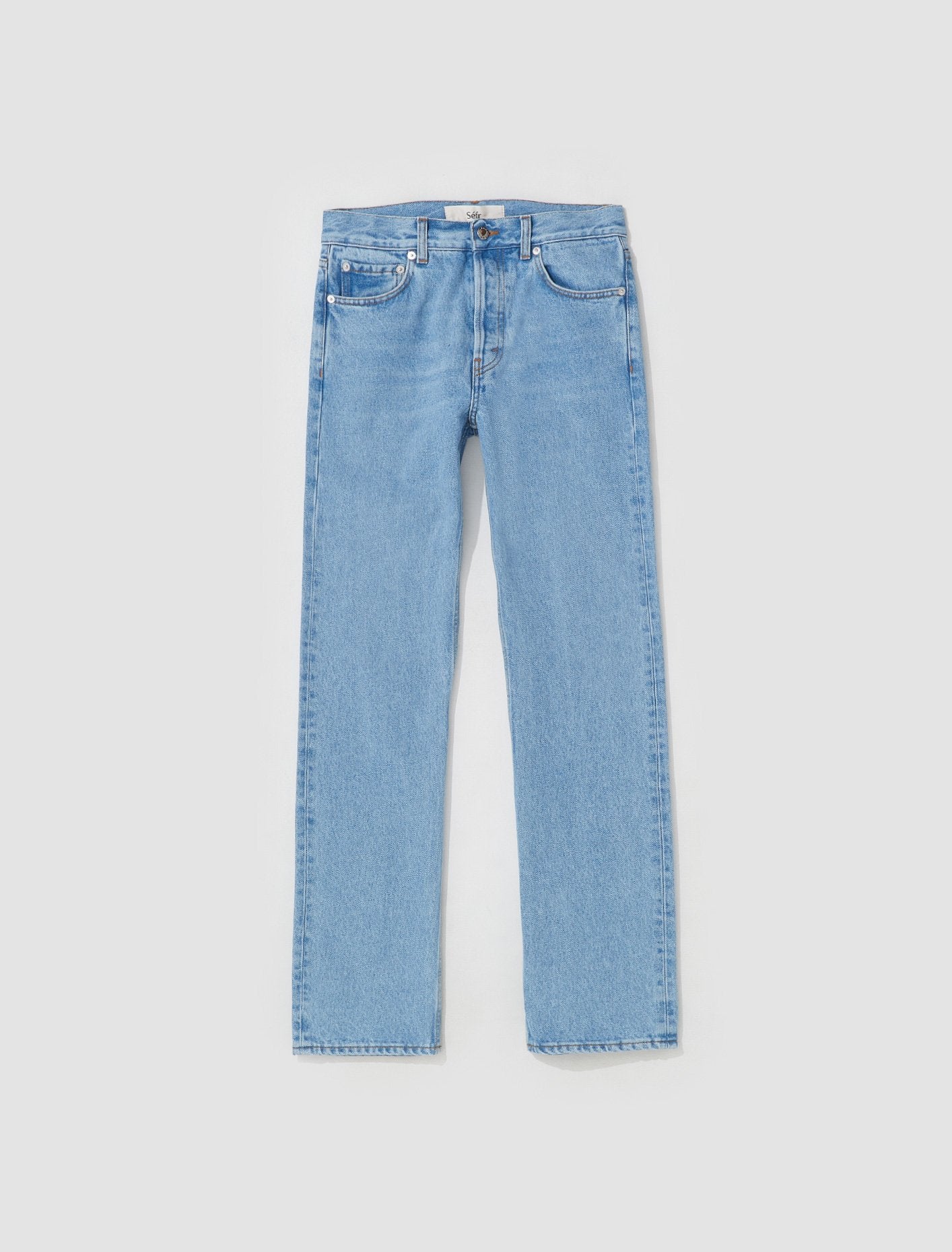 Straight Cut Jeans in Subtle Wash