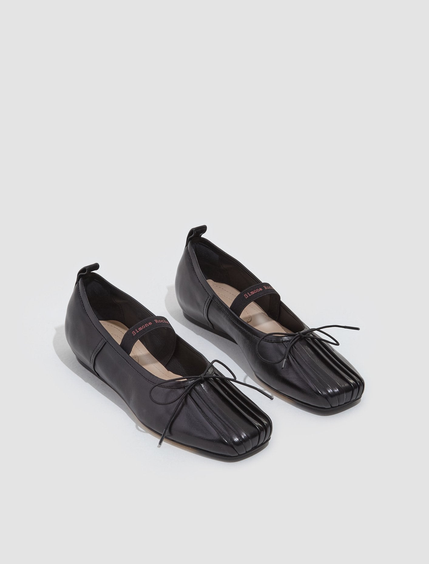 Classic Pleated Ballerinas with Band in Black