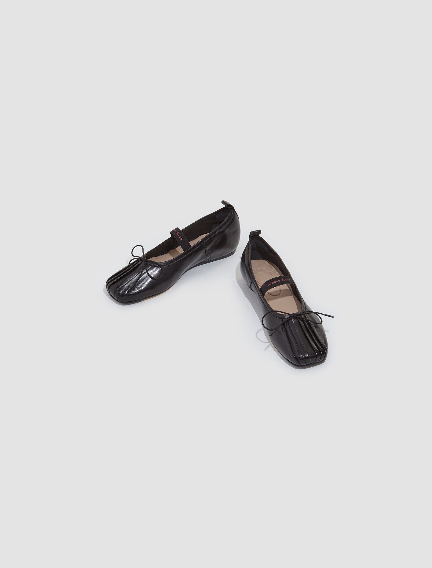 Classic Pleated Ballerinas with Band in Black