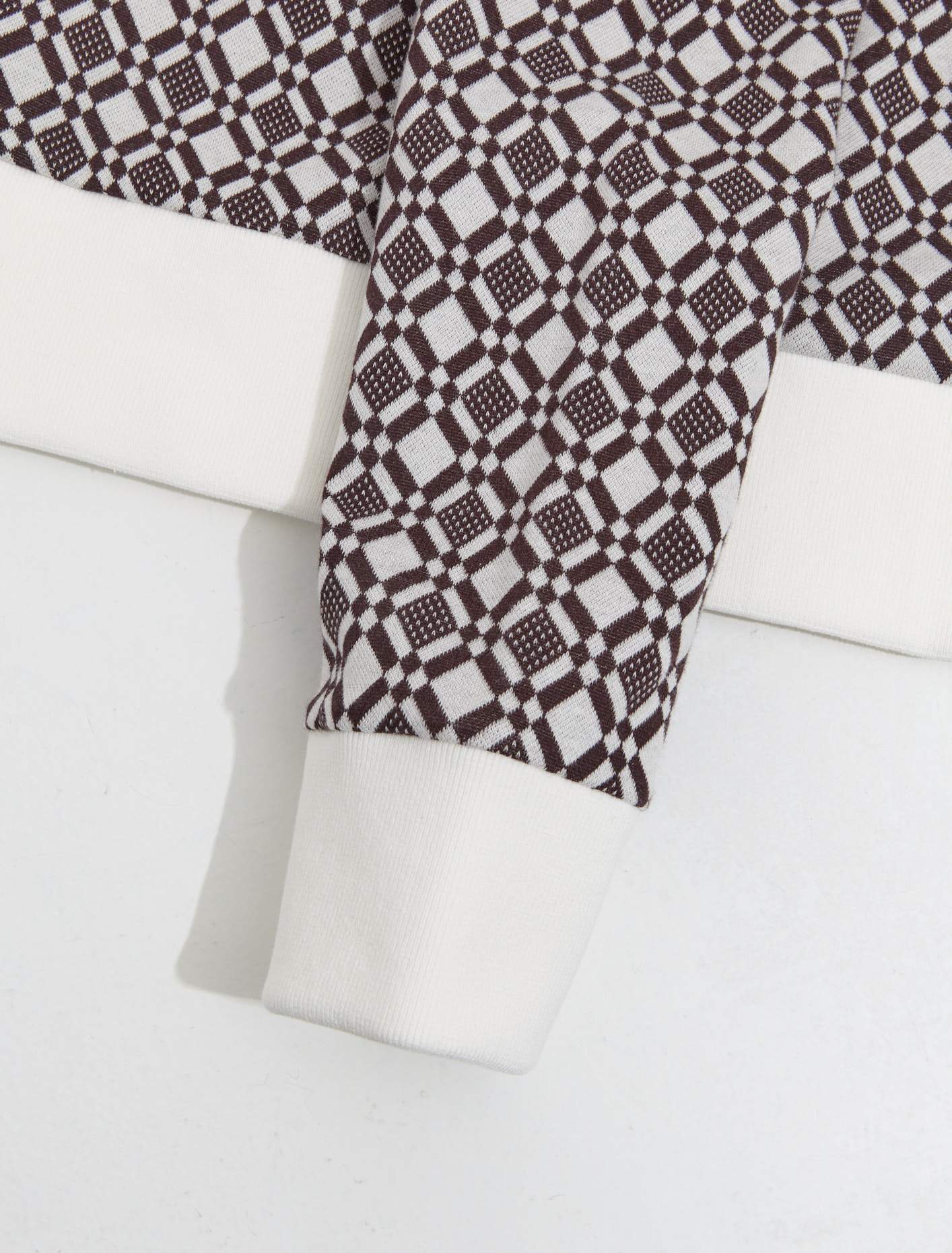 Selassie Pullover in Ivory & Dark Brown