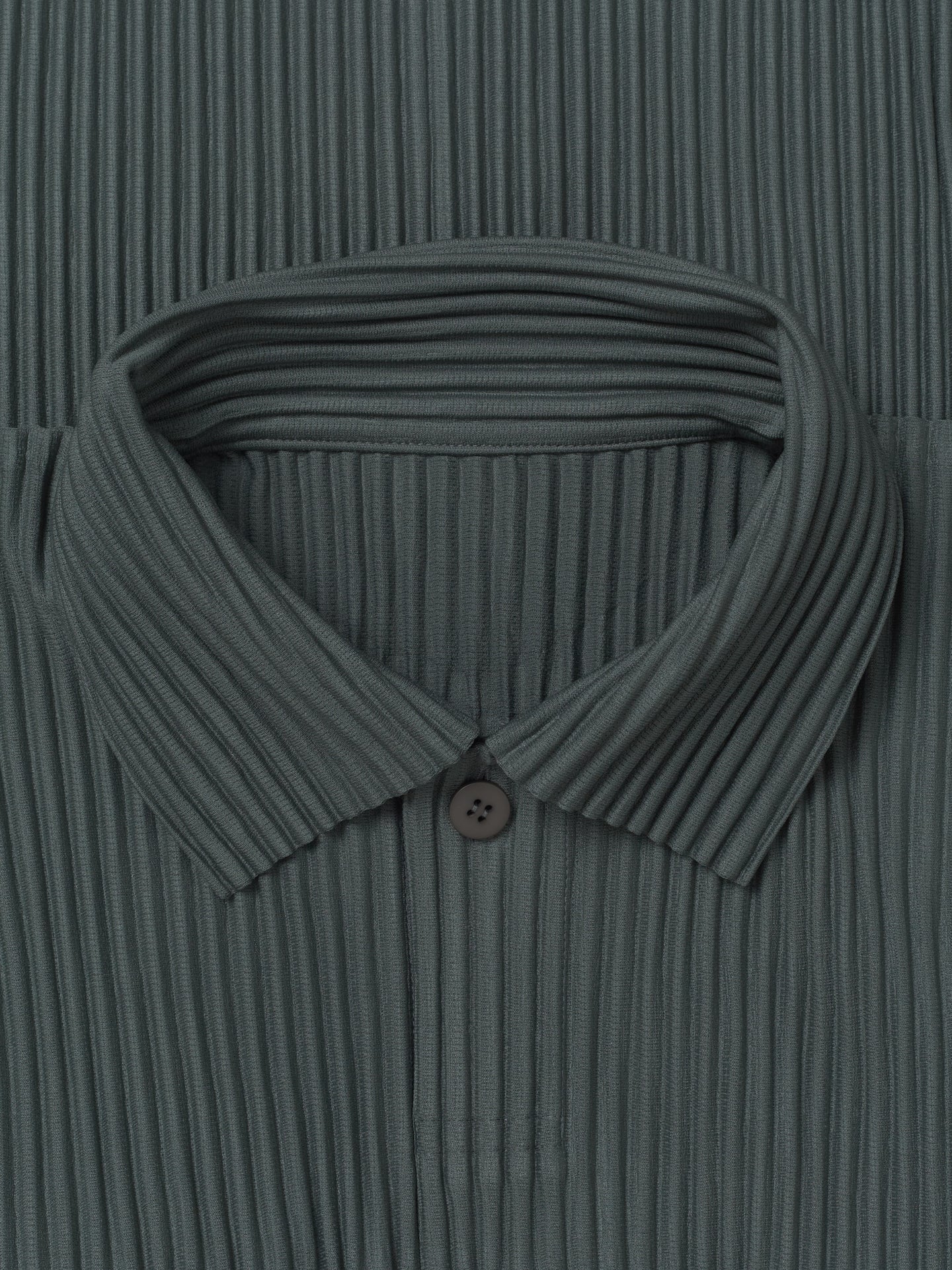 Pleated Polo Shirt in Moss Green