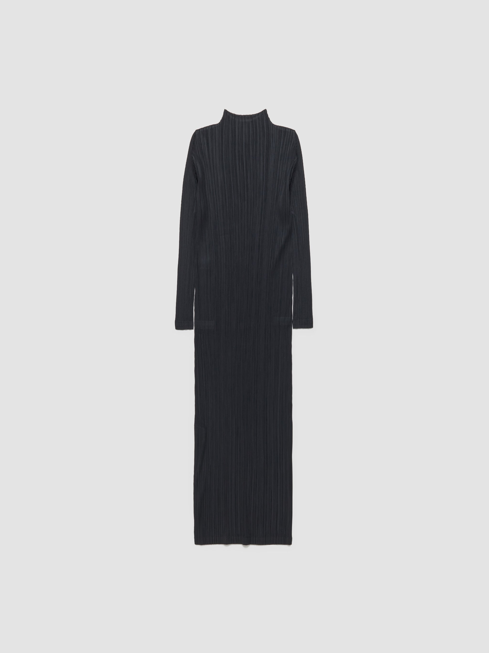 Pleated Long Sleeved Dress in Black