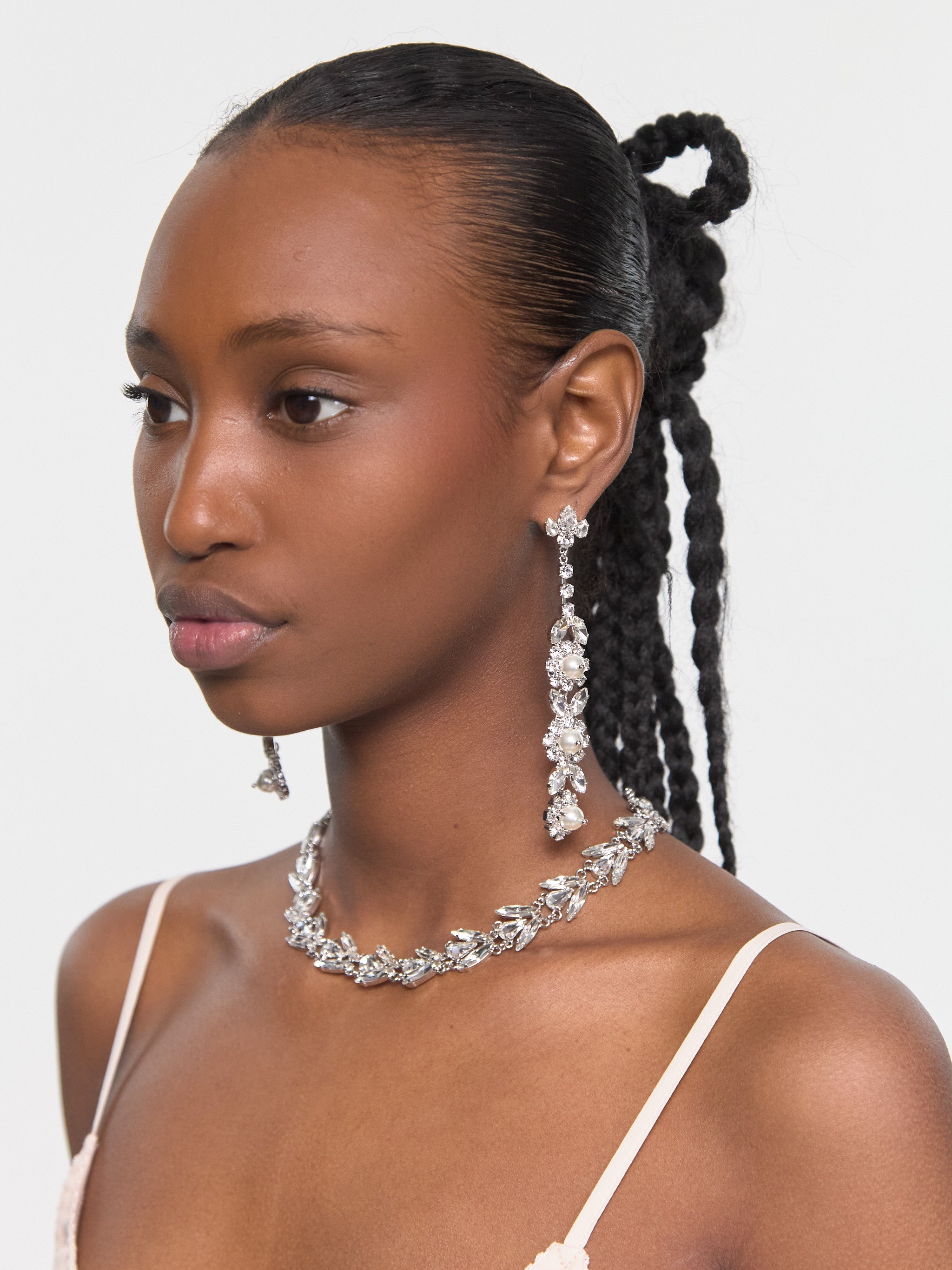 Long Victorian Drip Earrings in Pearl & Crystal
