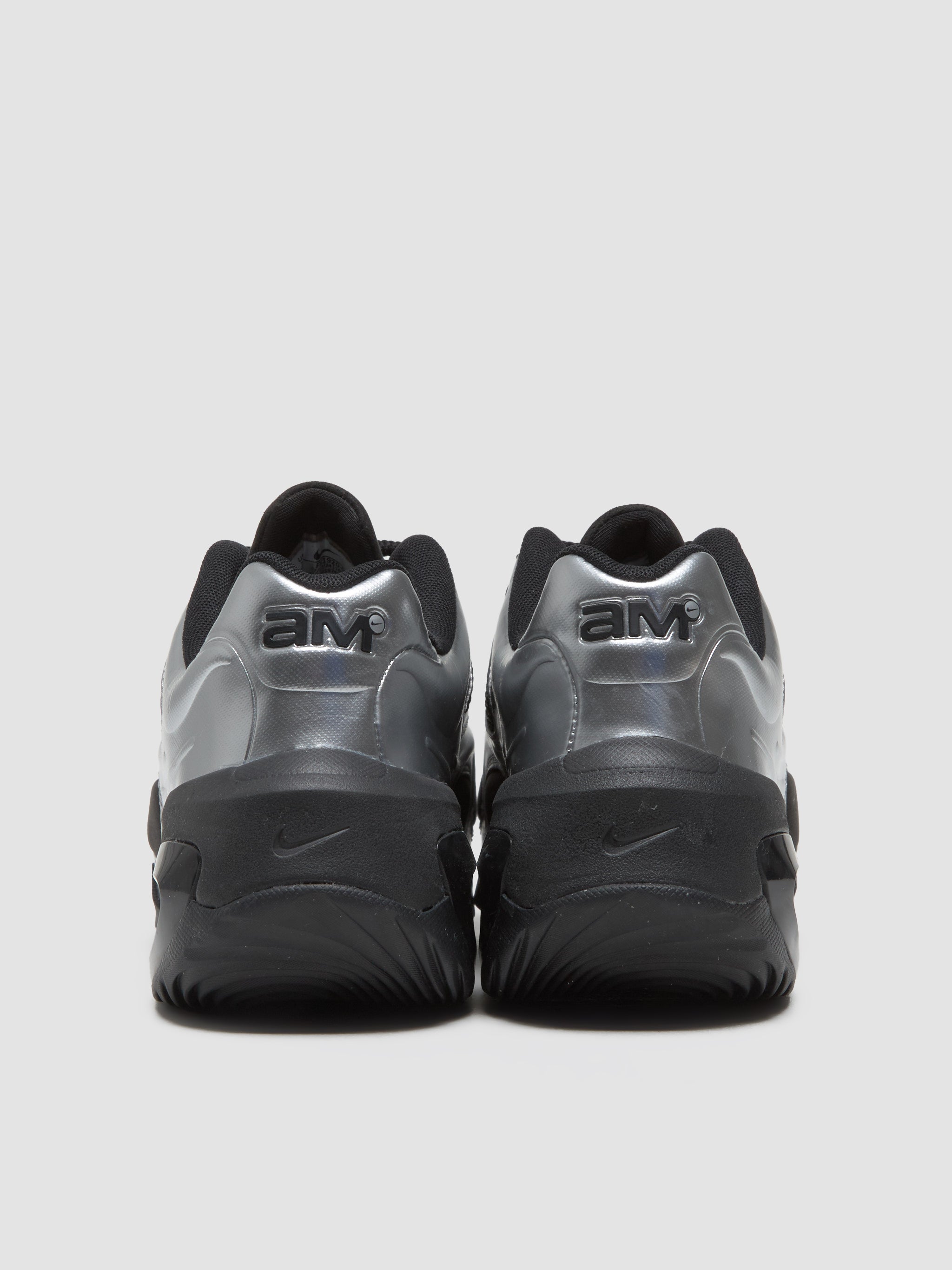 WMNS Air Max Muse Sneaker in Black & Metallic Silver