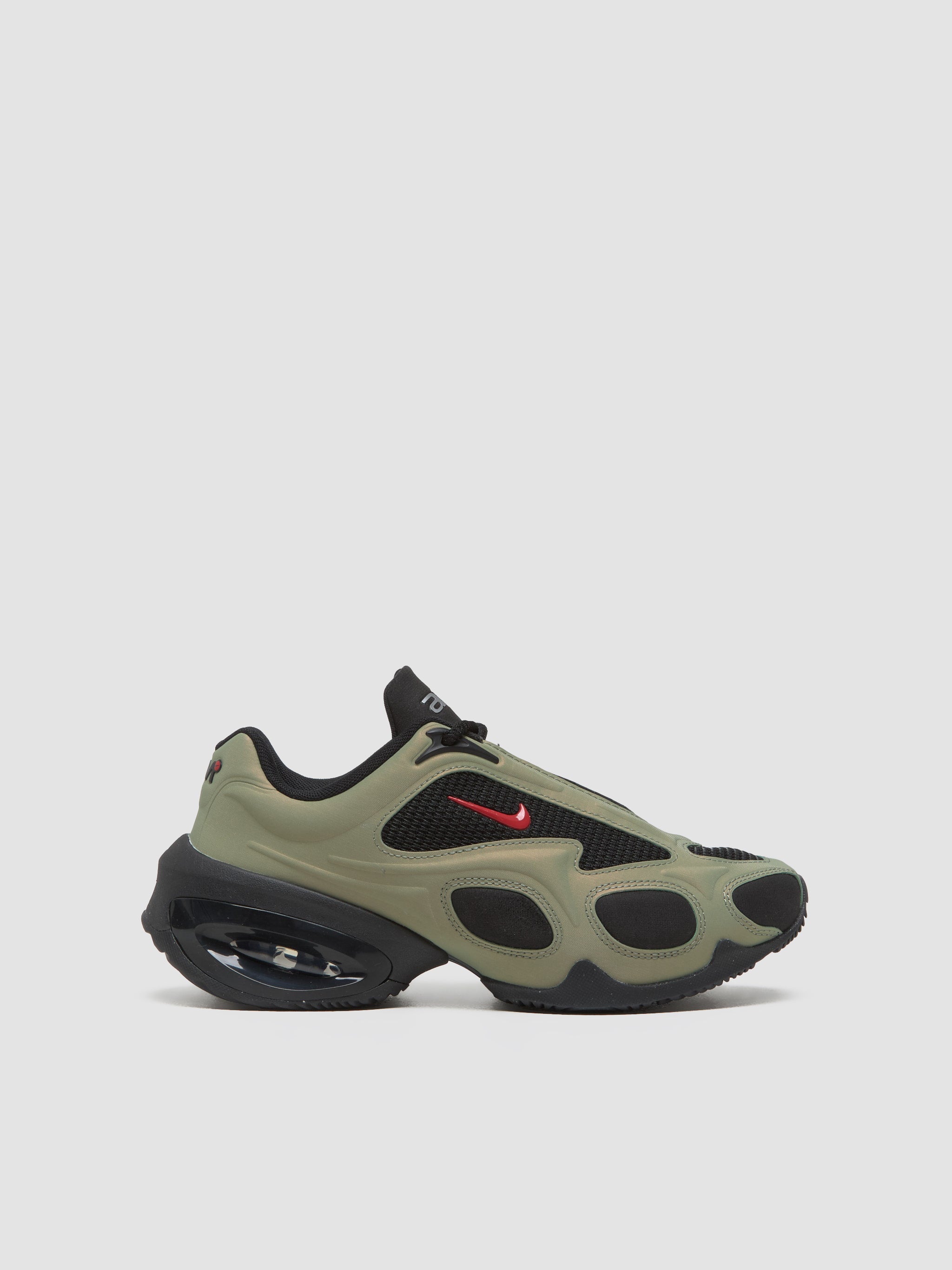 WMNS Air Max Muse Sneaker in Oil Green & Black