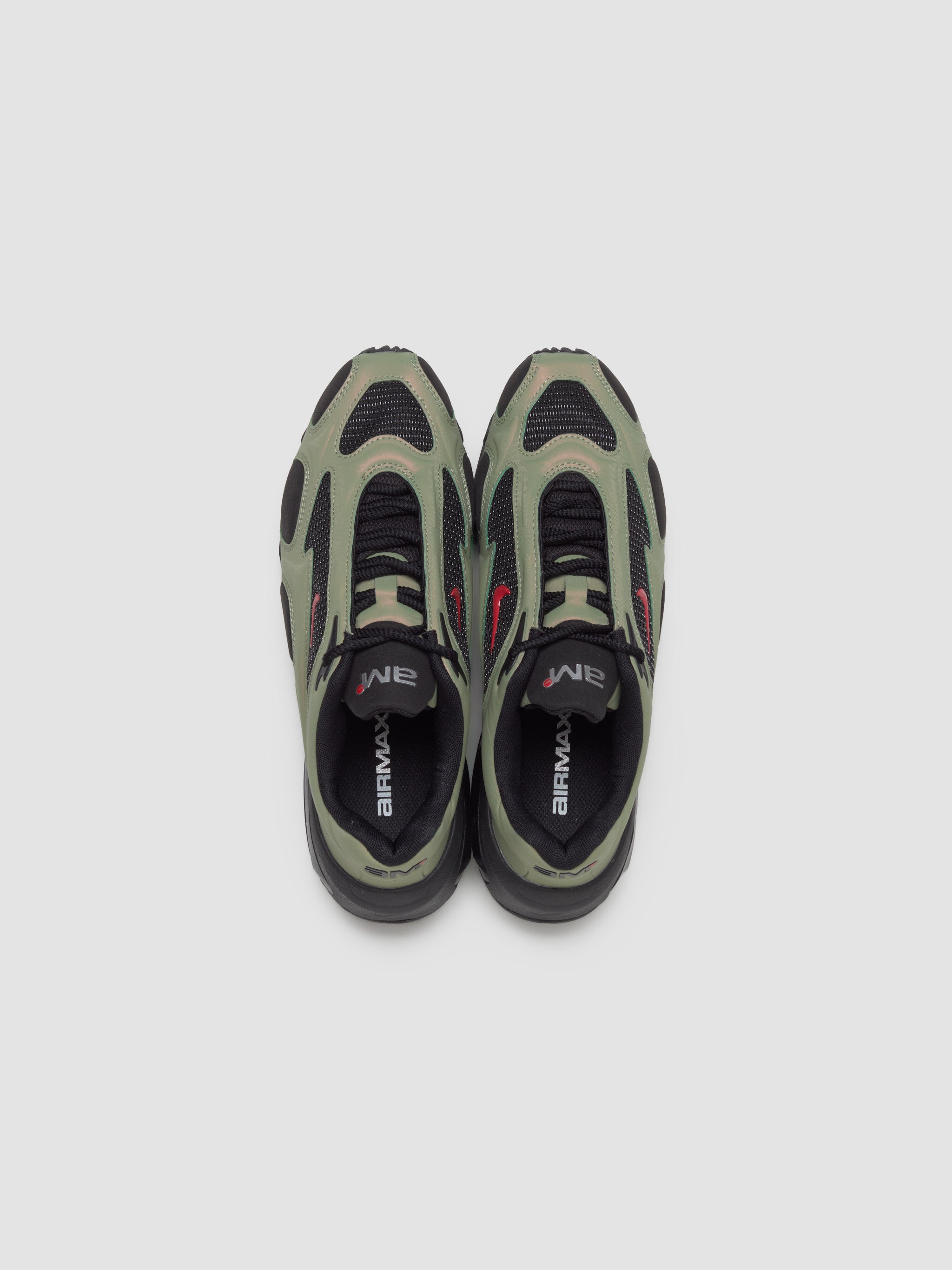 WMNS Air Max Muse Sneaker in Oil Green & Black