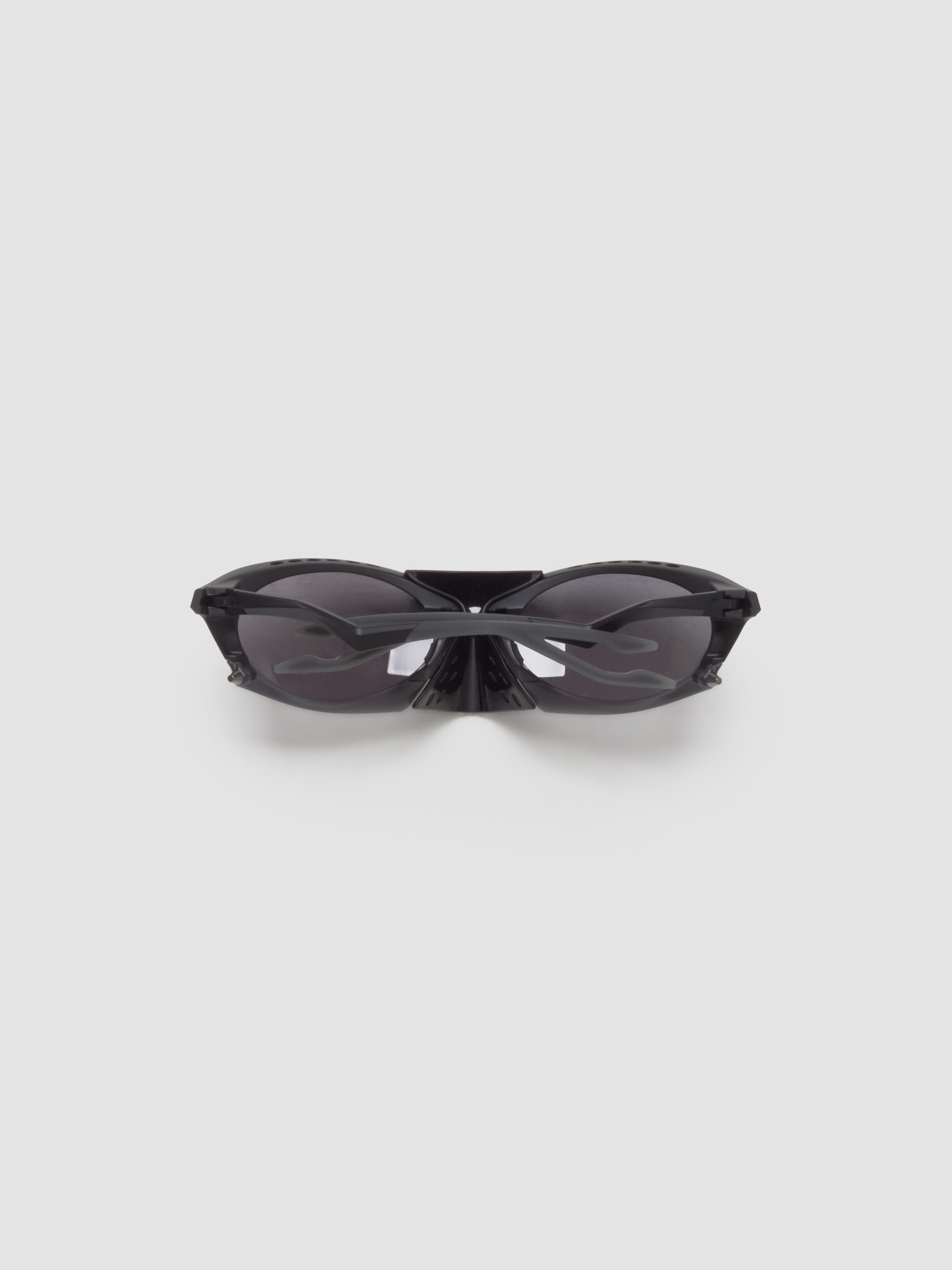 Plantaris in Matte Black with Prizm Gray Polarized Lenses