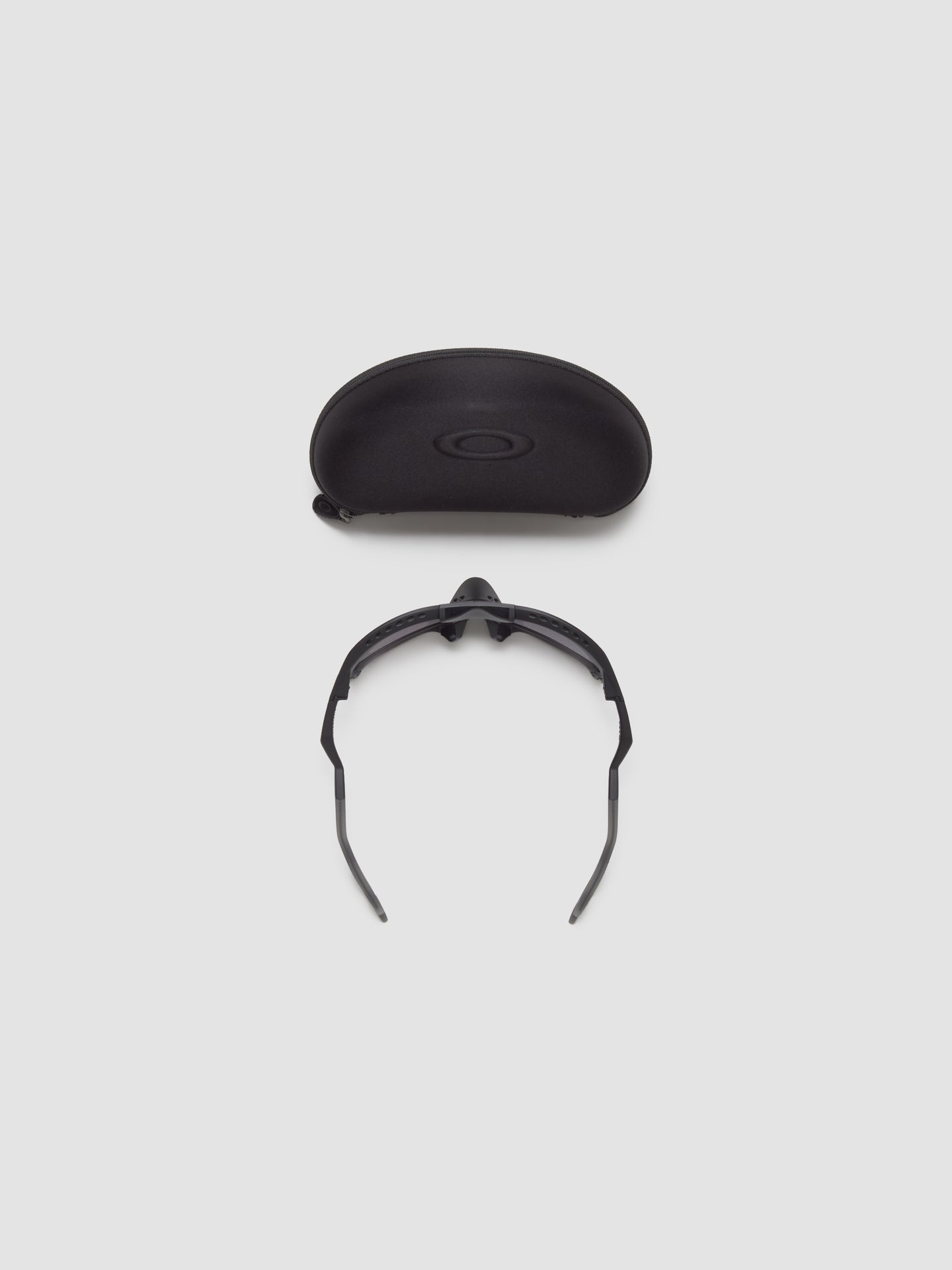 Plantaris in Matte Black with Prizm Gray Polarized Lenses