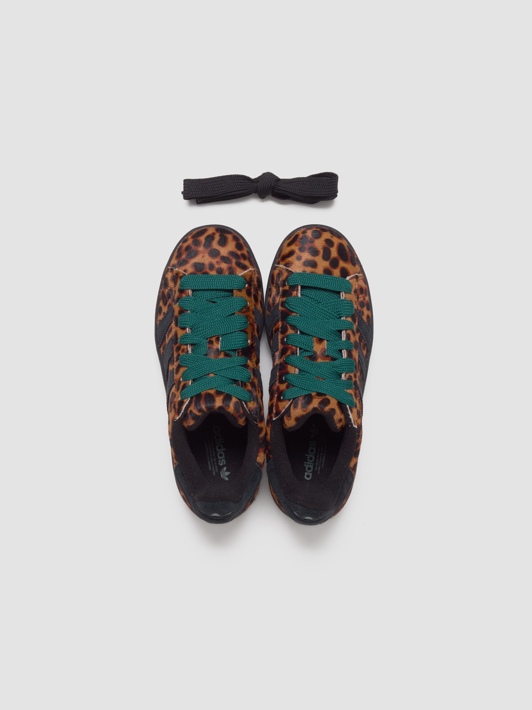 Adidas - WMNS Campus 00s Sneaker in Leopard & Black