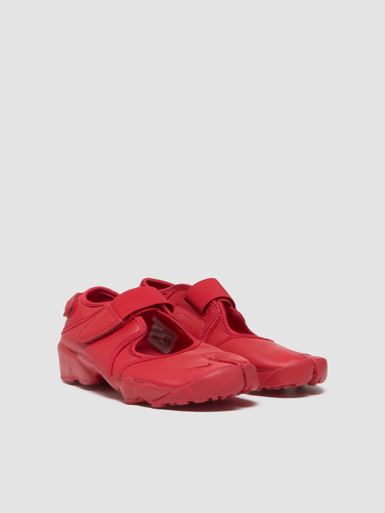 WMNS Air Rift Sneaker in Fire Red