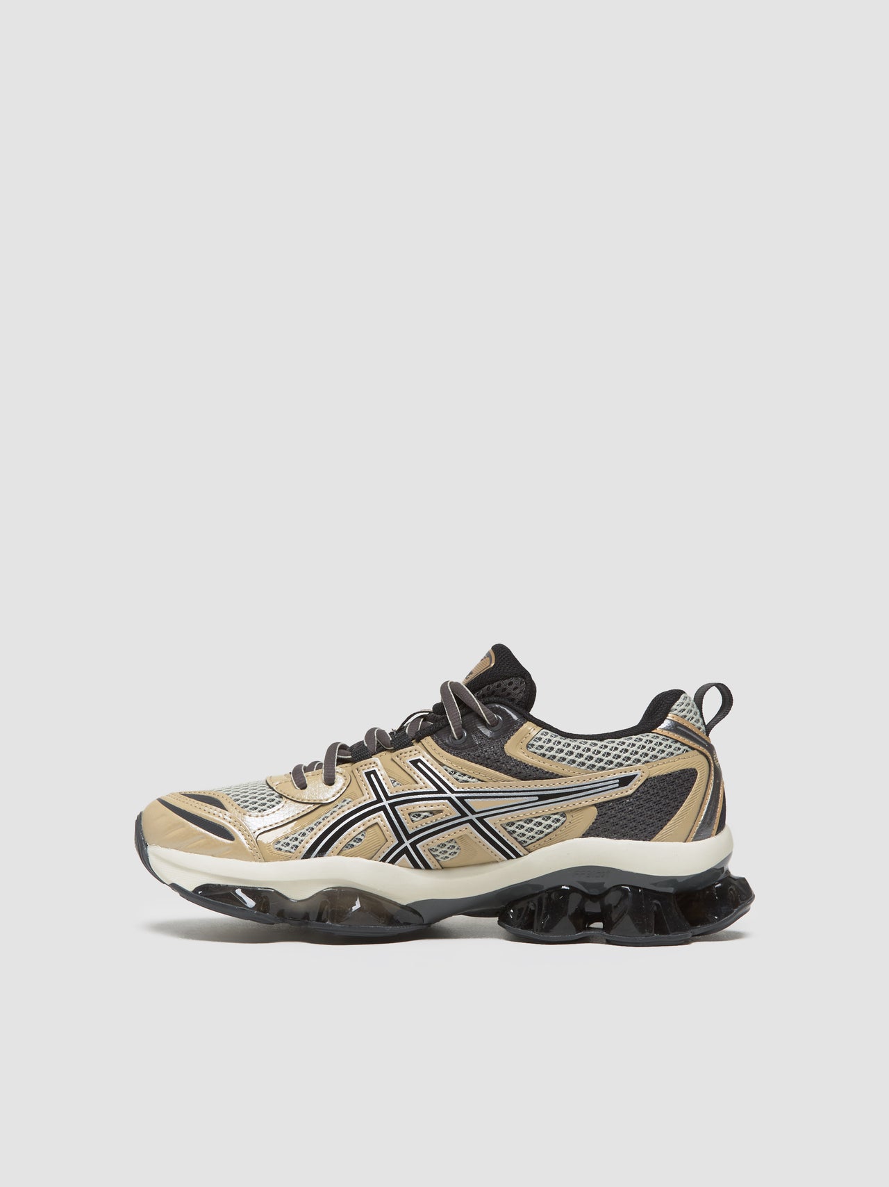 GEL-QUANTUM KINETIC Sneaker in Sand & Black
