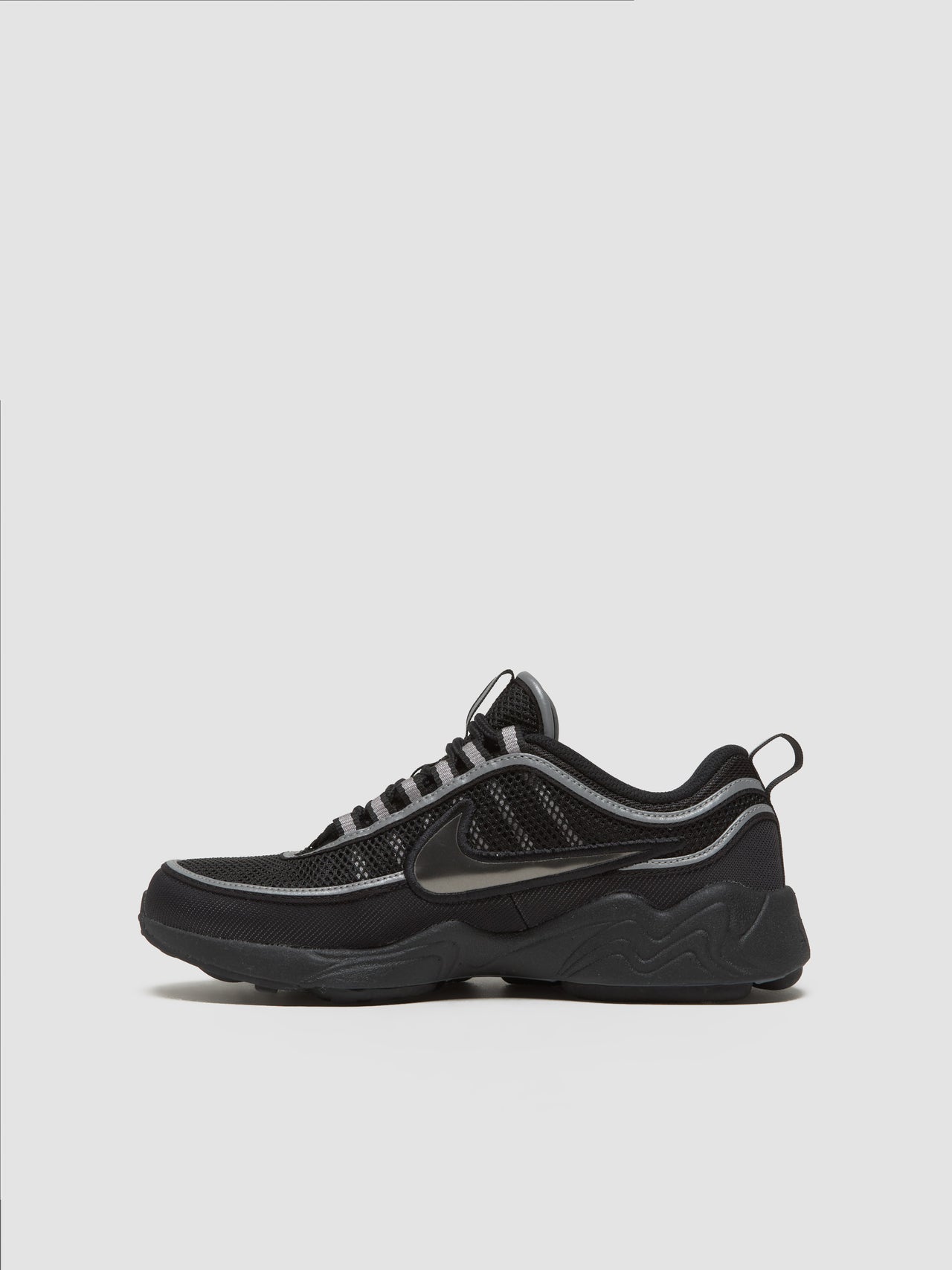 Air Zoom Spiridon SP Sneaker in Black & Metallic Silver