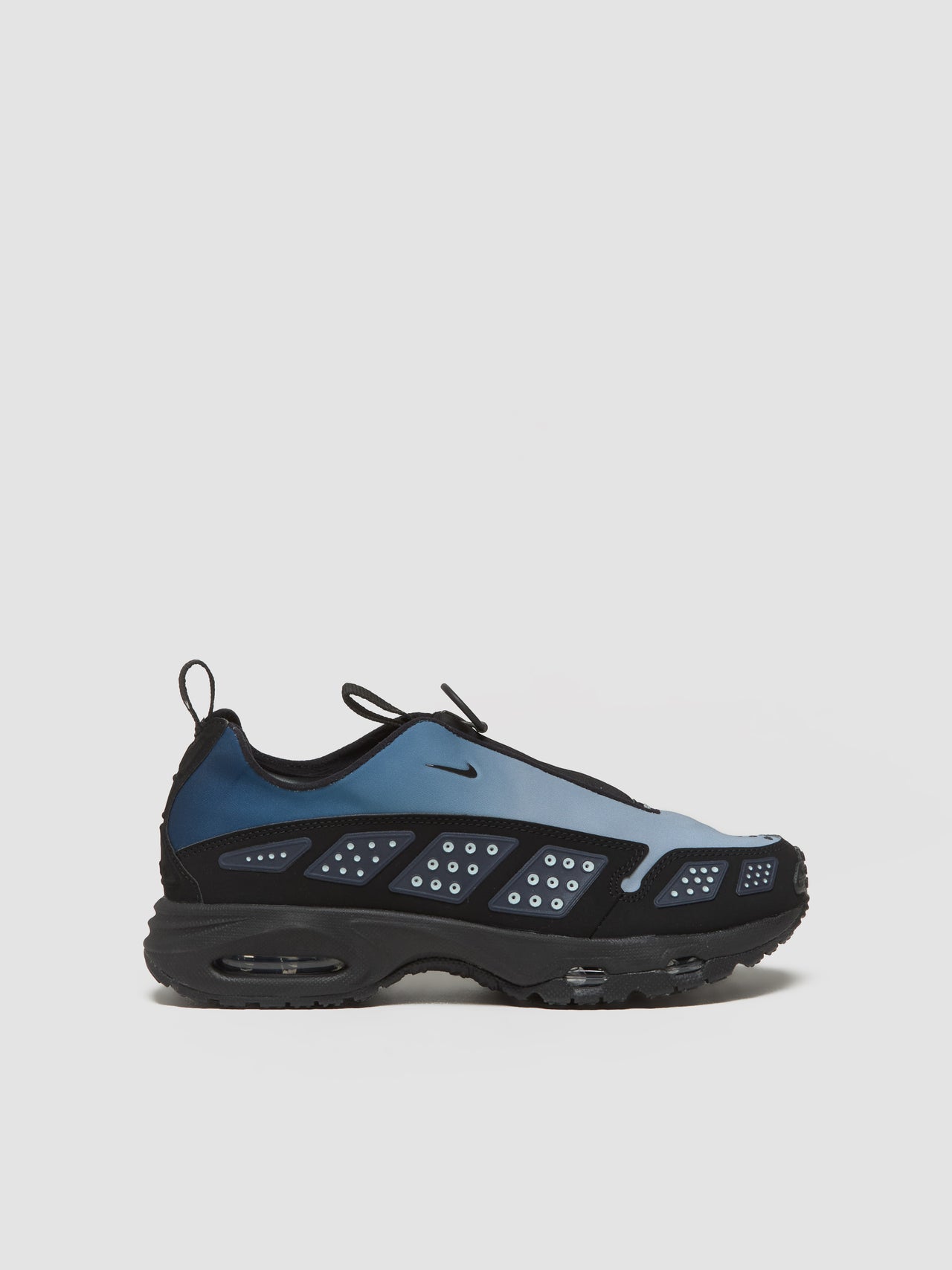 WMNS Air Max SNDR Sneaker in Obsidian & Black