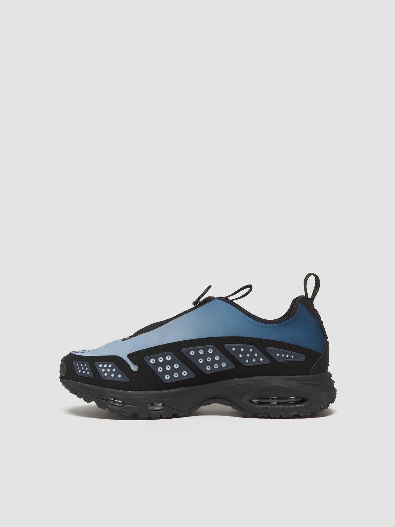 WMNS Air Max SNDR Sneaker in Obsidian & Black