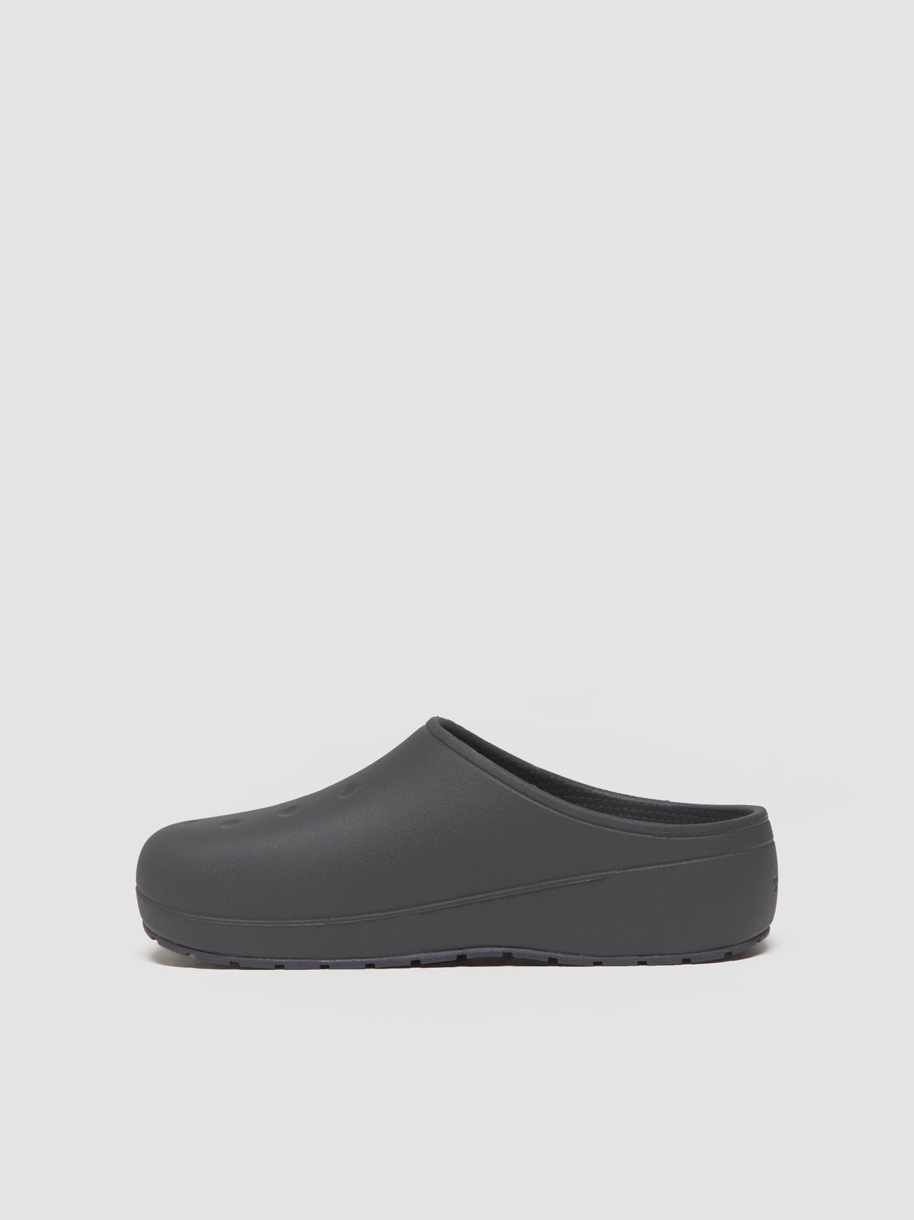 Classic Quiet Clog in Black Sand