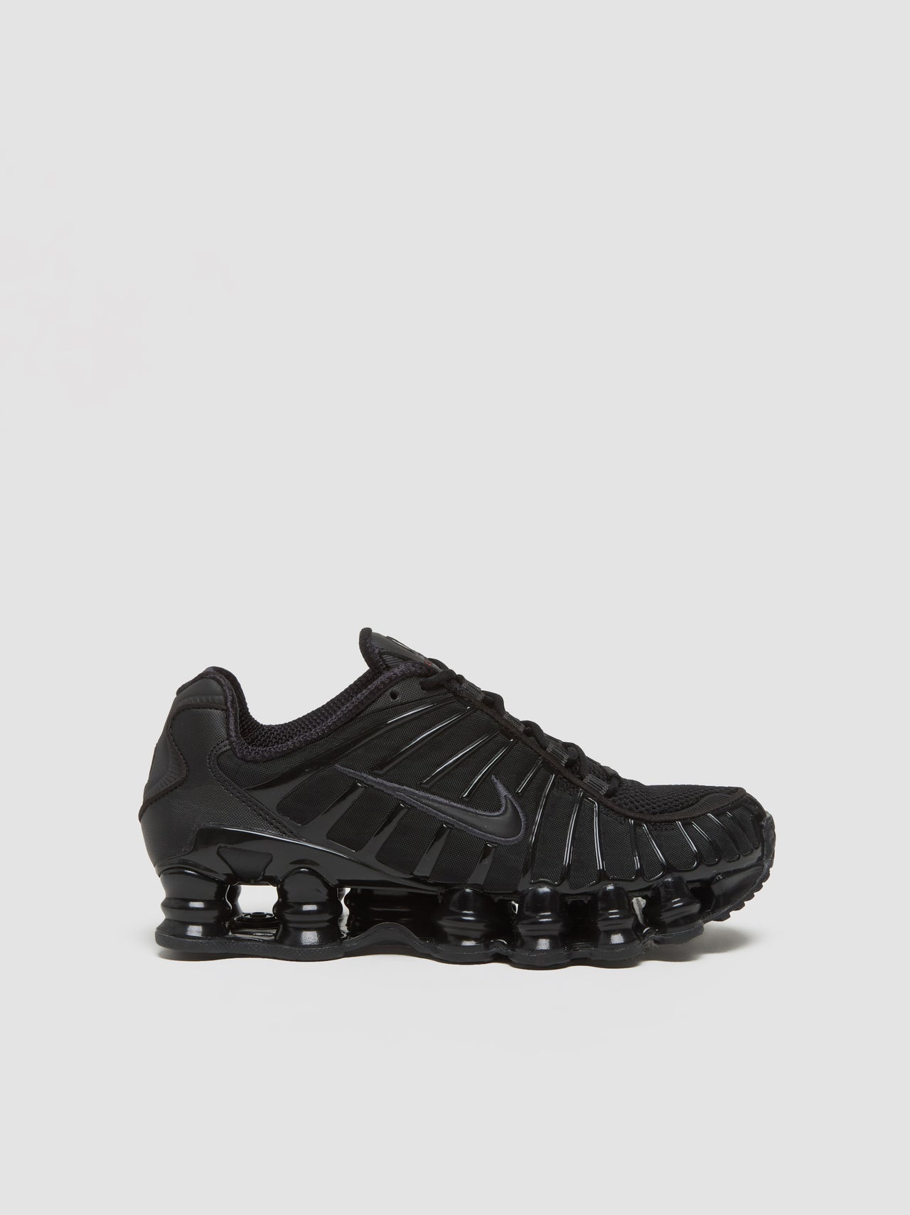 WMNS Shox TL Sneaker in Black