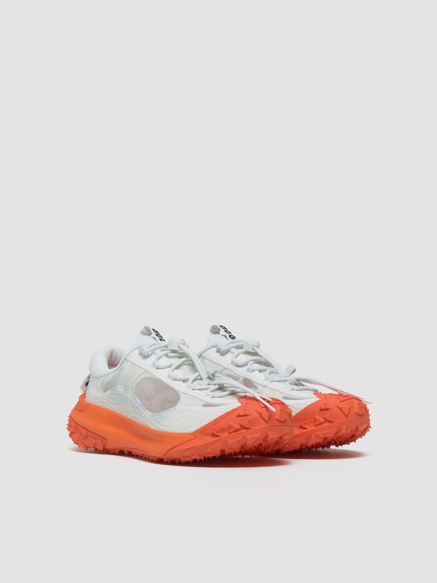Mountain Fly 2 Low Sneaker in White