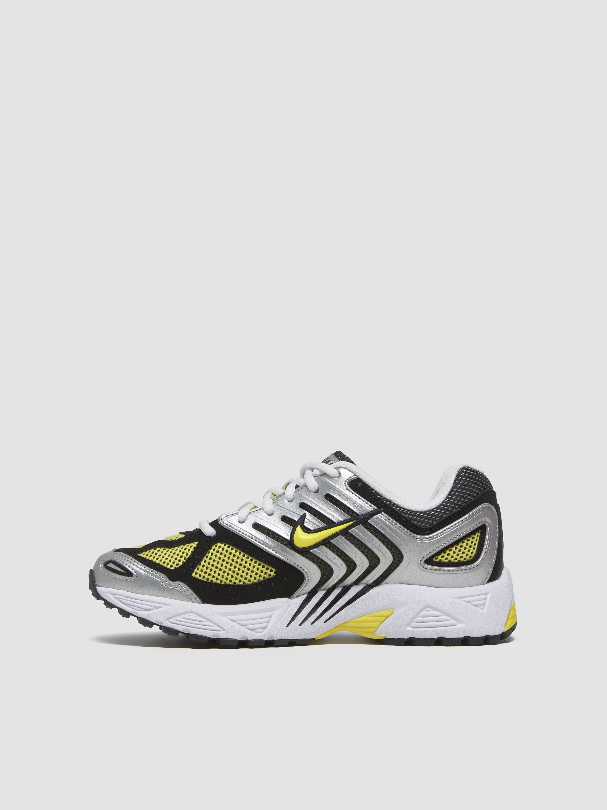 WMNS Air Pegasus 2005 Sneaker in White & Opti Yellow