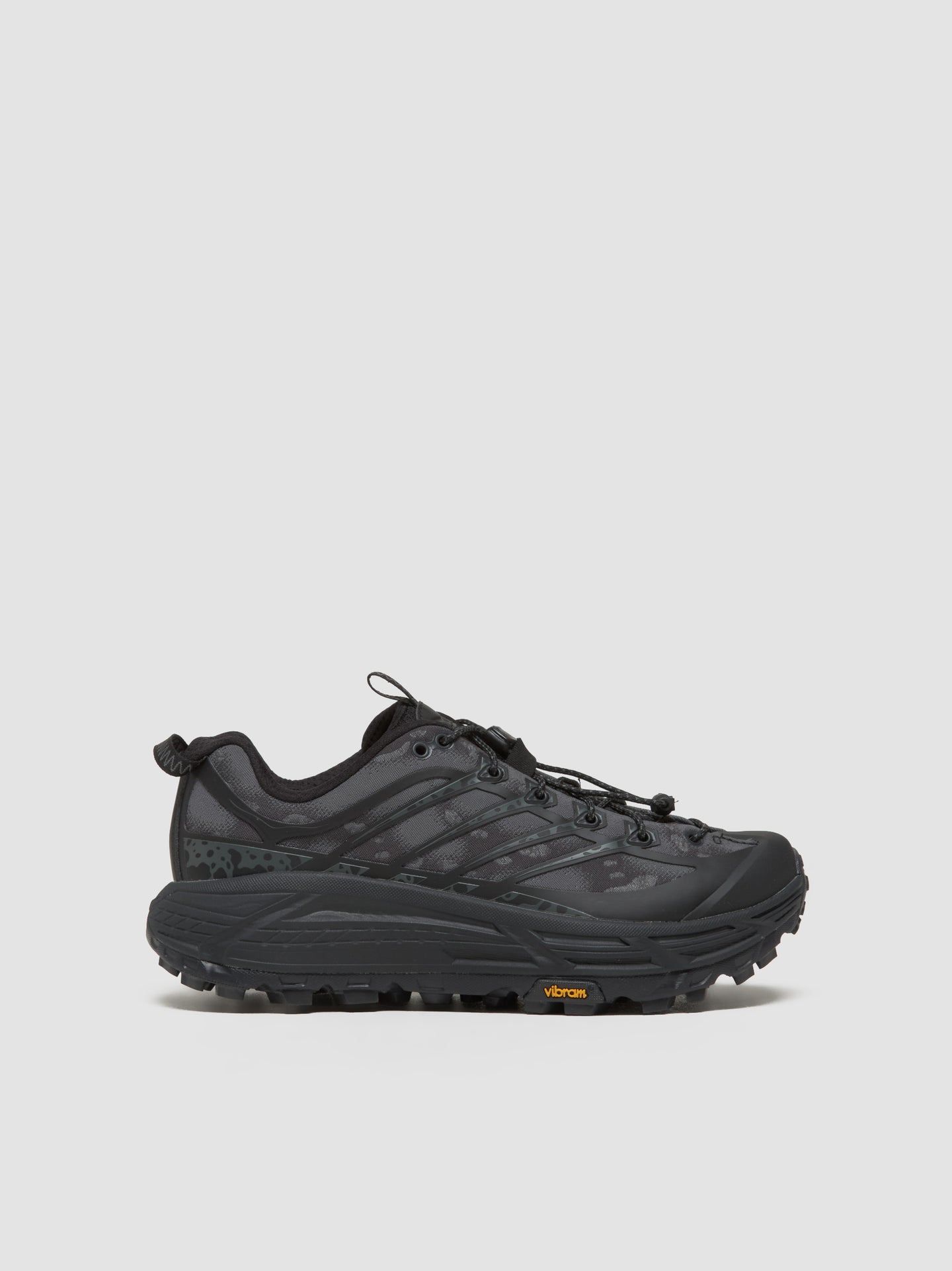Mafate Three2 Sneaker in Black & Carbon Black