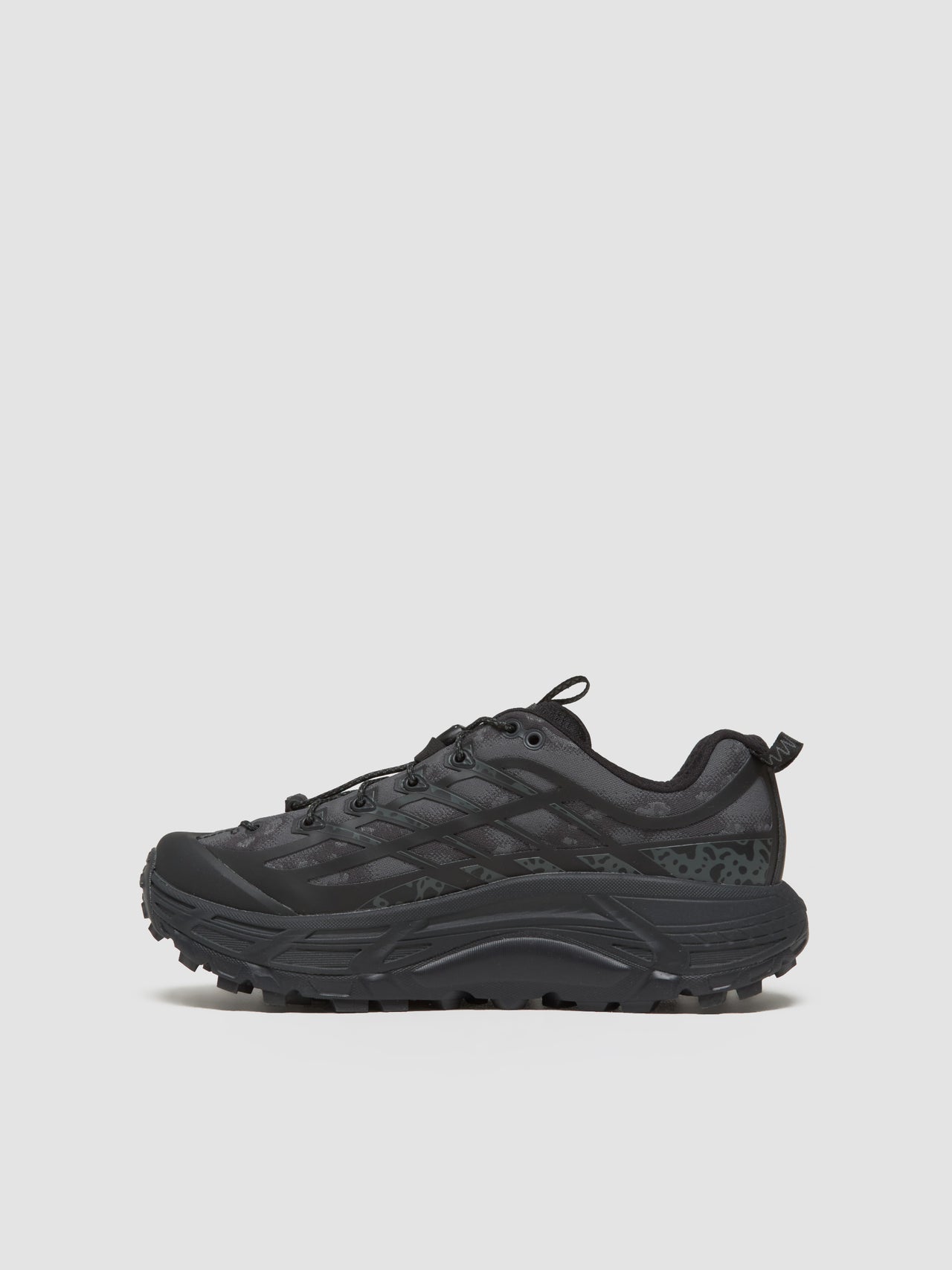 Mafate Three2 Sneaker in Black & Carbon Black