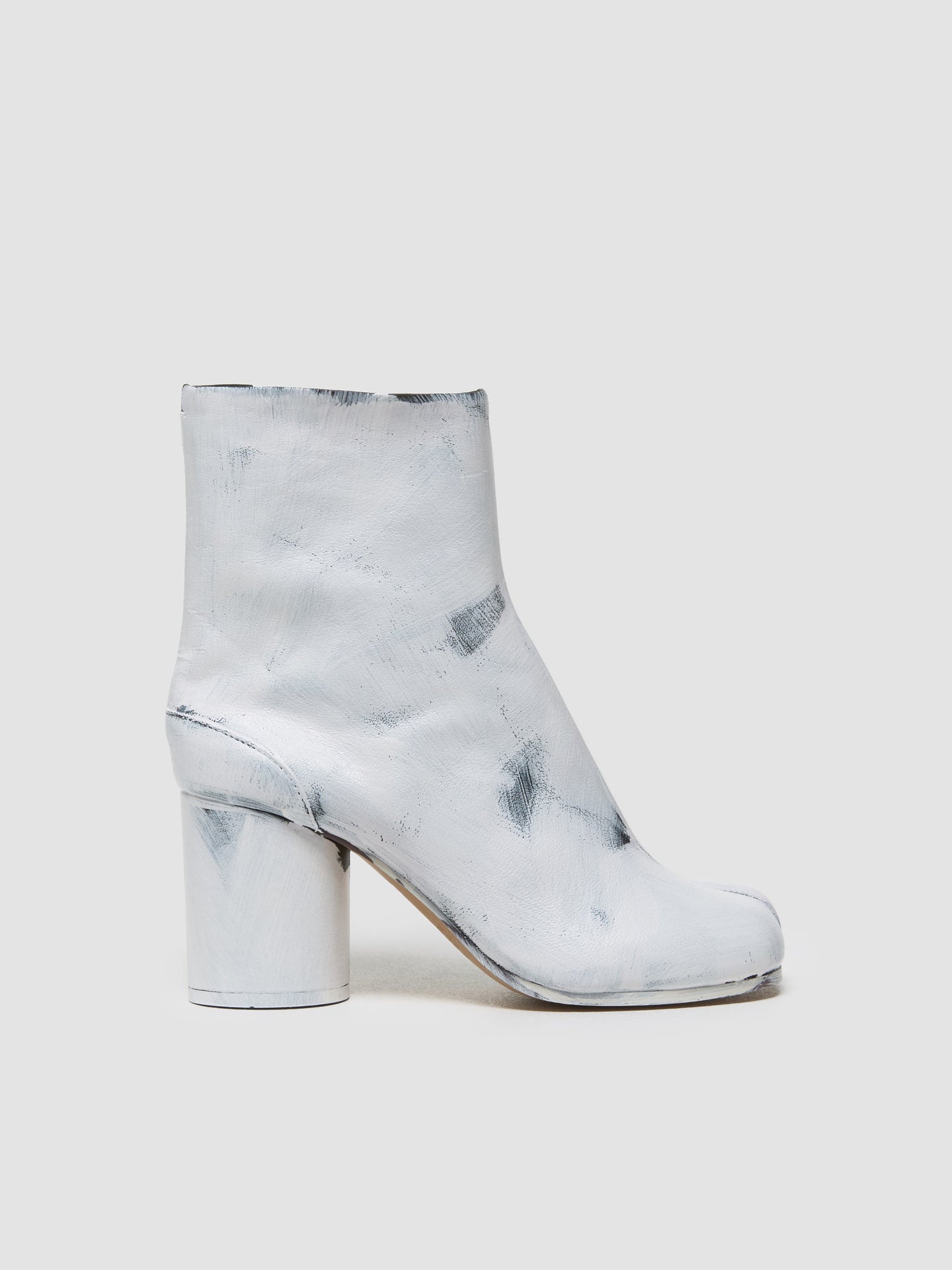 Tabi Boot in White Paint