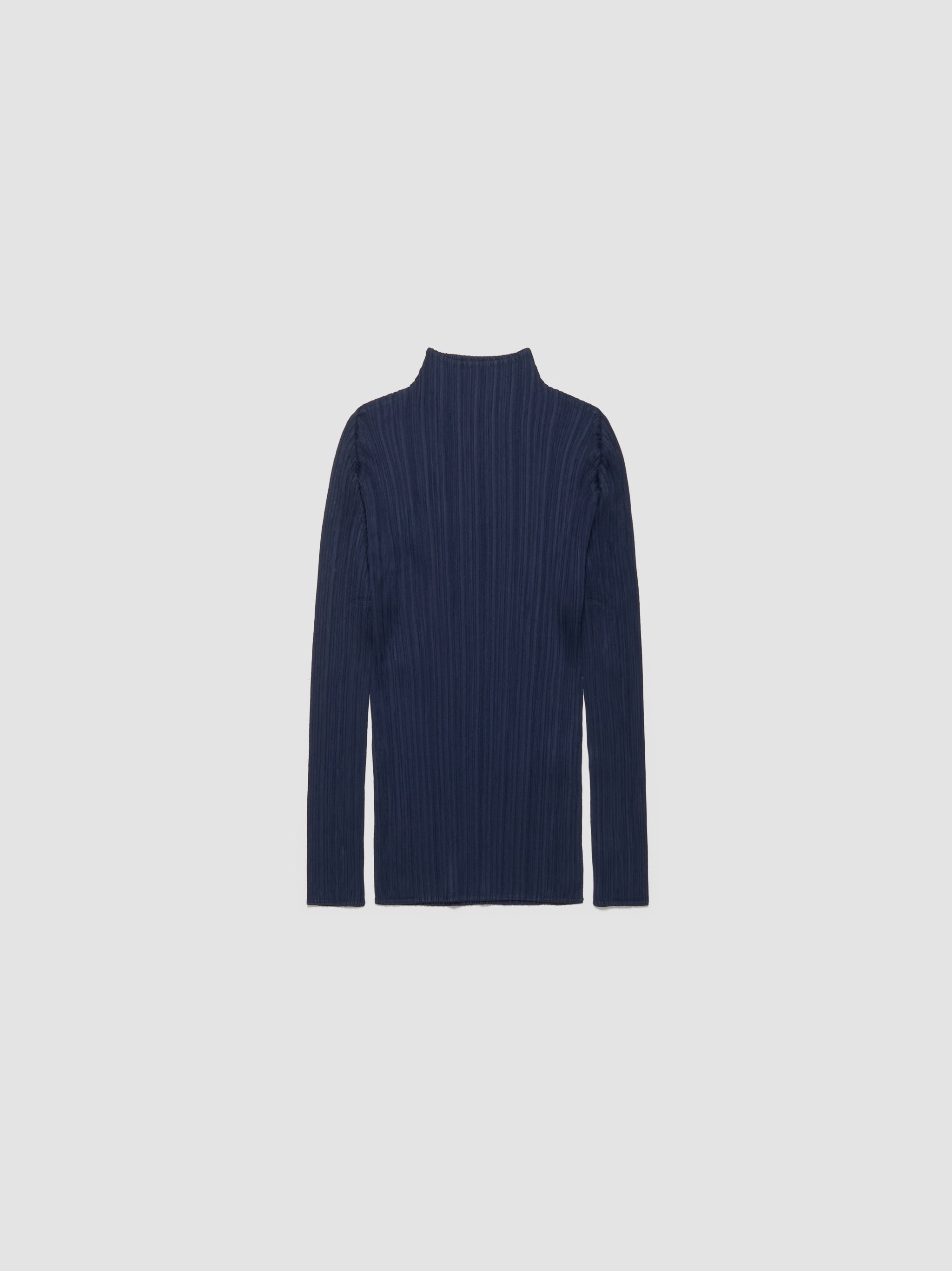 Pleated Long Sleeved Shirt in Navy