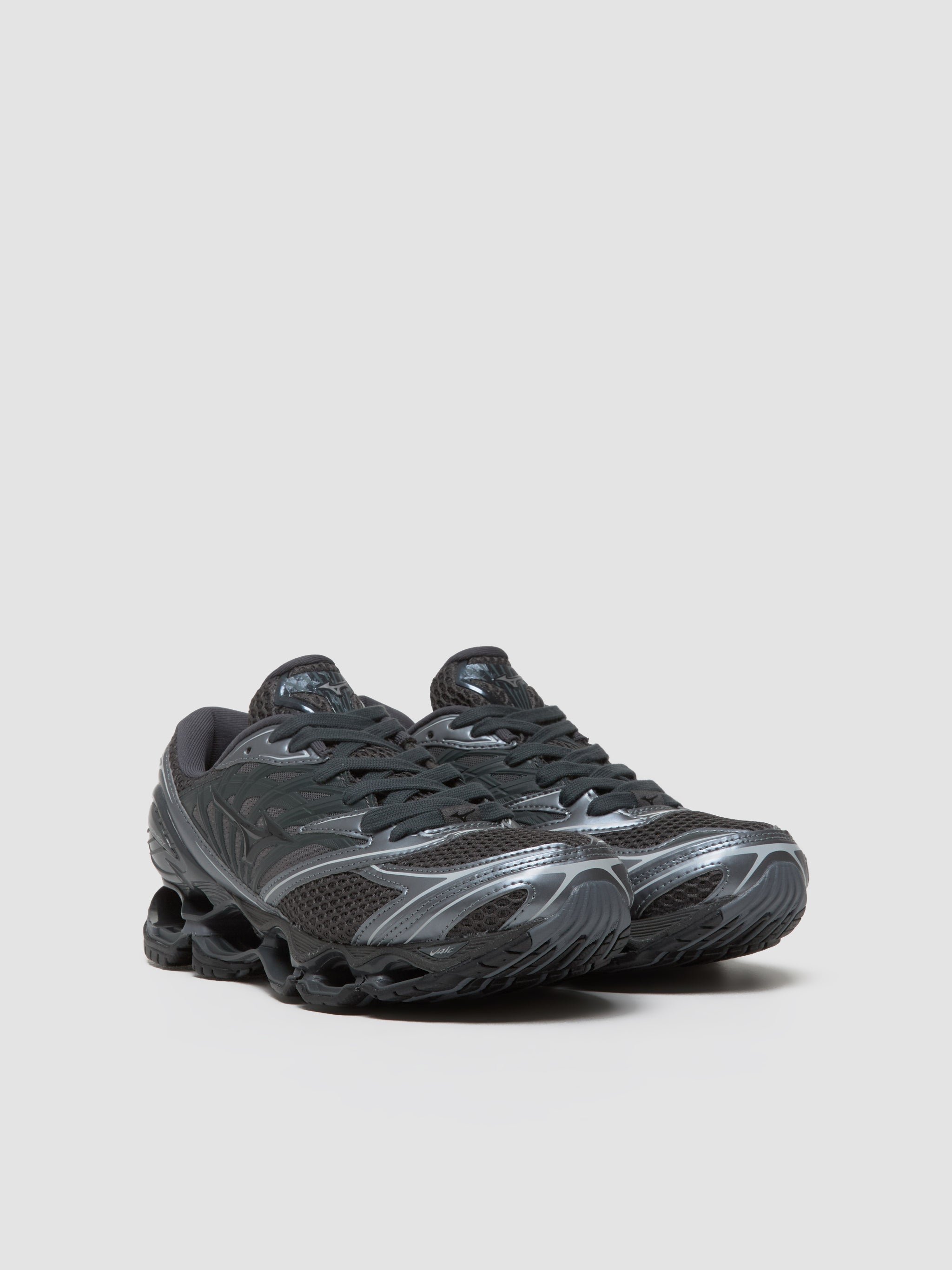 Wave Prophecy LS Sneaker in Black Sand & Metallic Gray