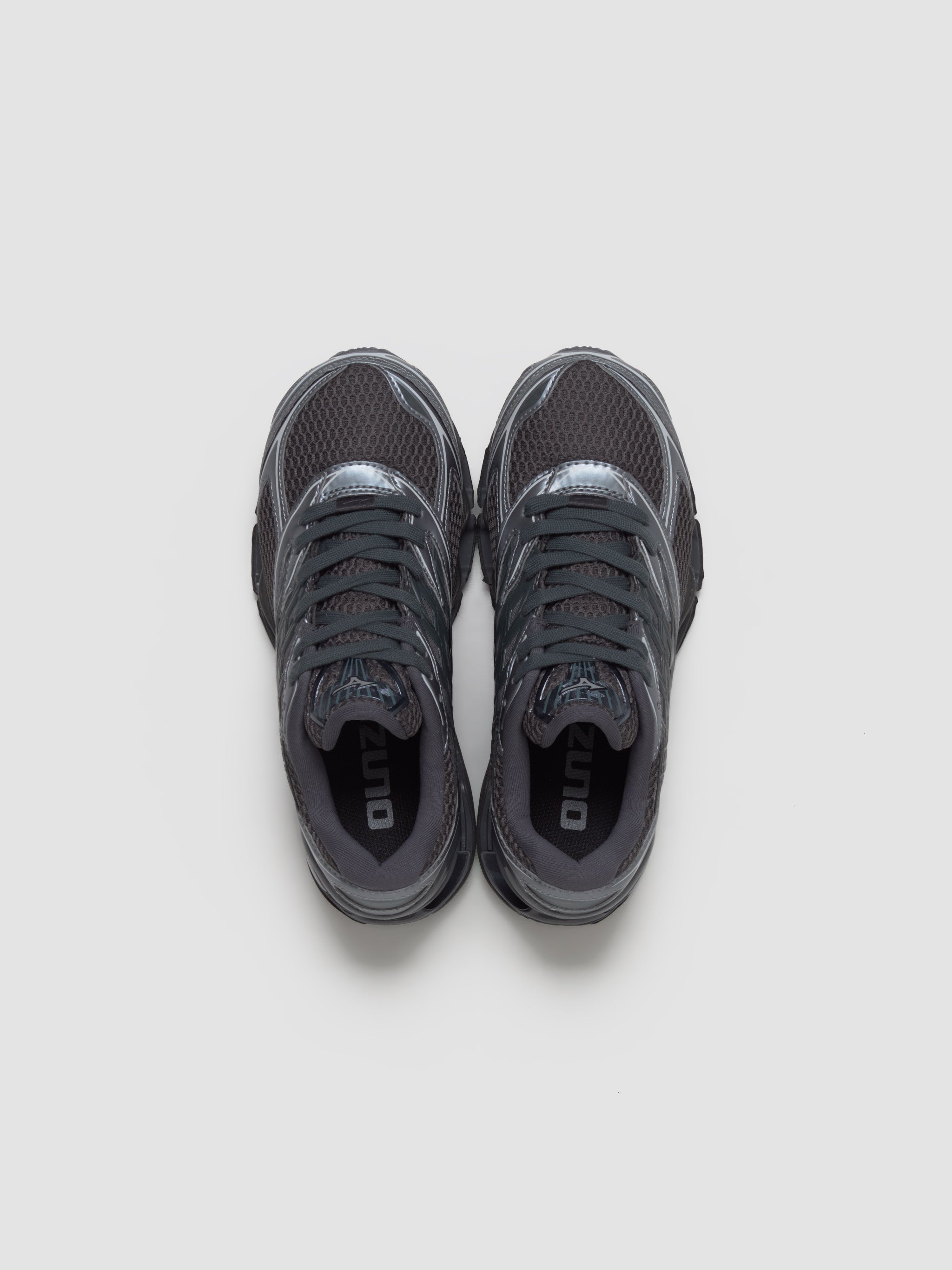 Wave Prophecy LS Sneaker in Black Sand & Metallic Gray