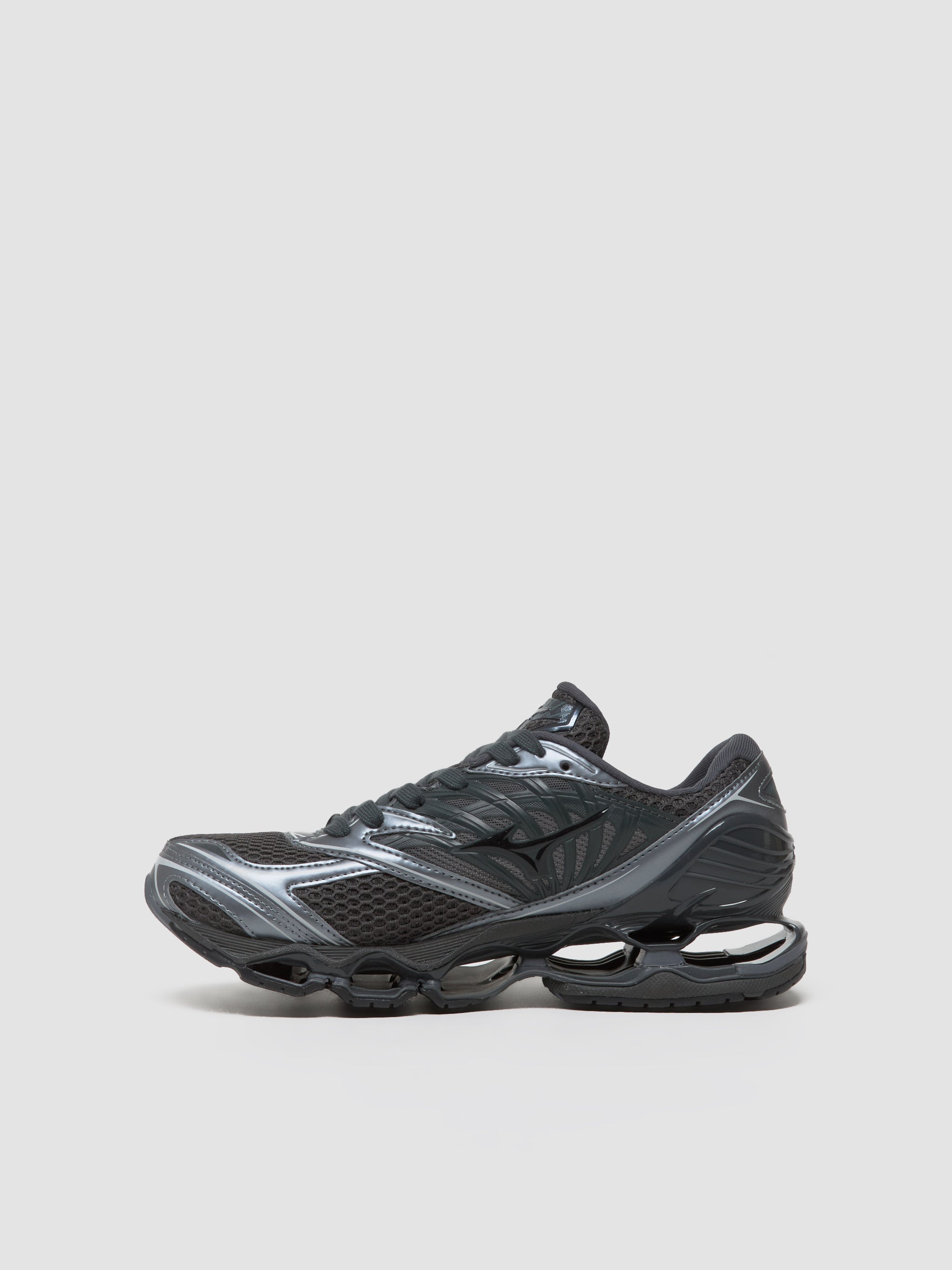 Wave Prophecy LS Sneaker in Black Sand & Metallic Gray