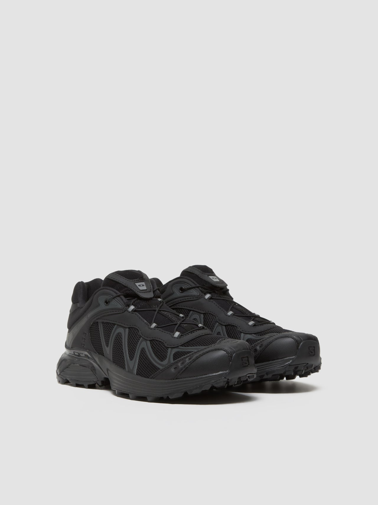 XT-WHISPER Sneaker in Black & Asphalt