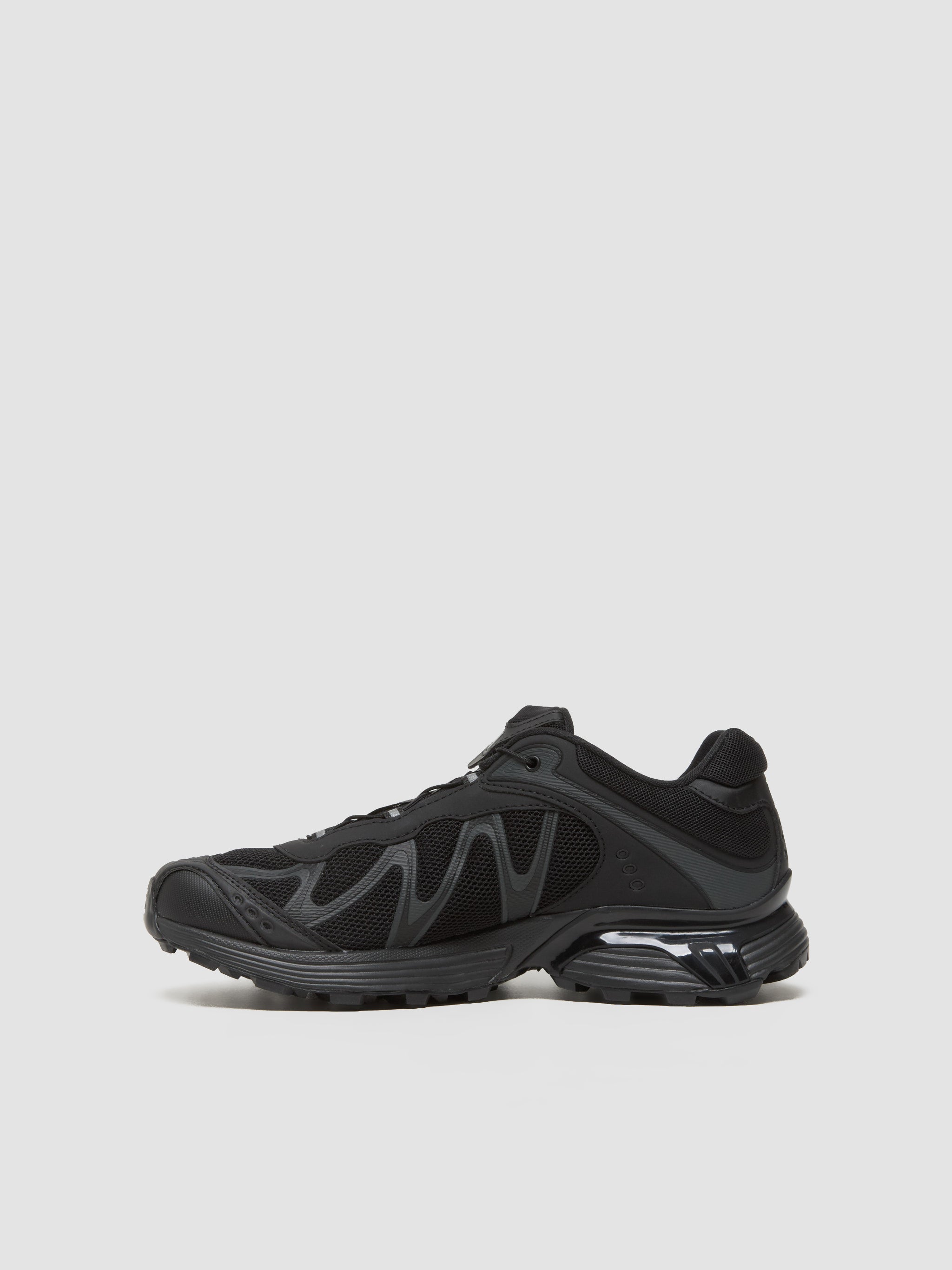 XT-WHISPER Sneaker in Black & Asphalt