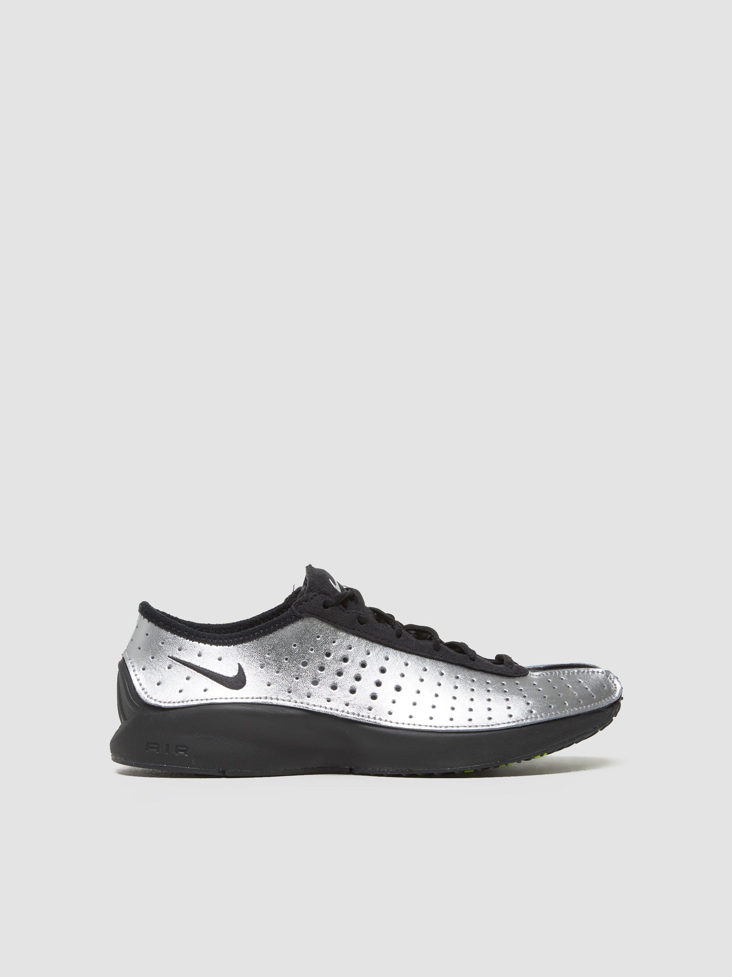 WMNS Air Superfly Sneaker in Metallic Silver & Black