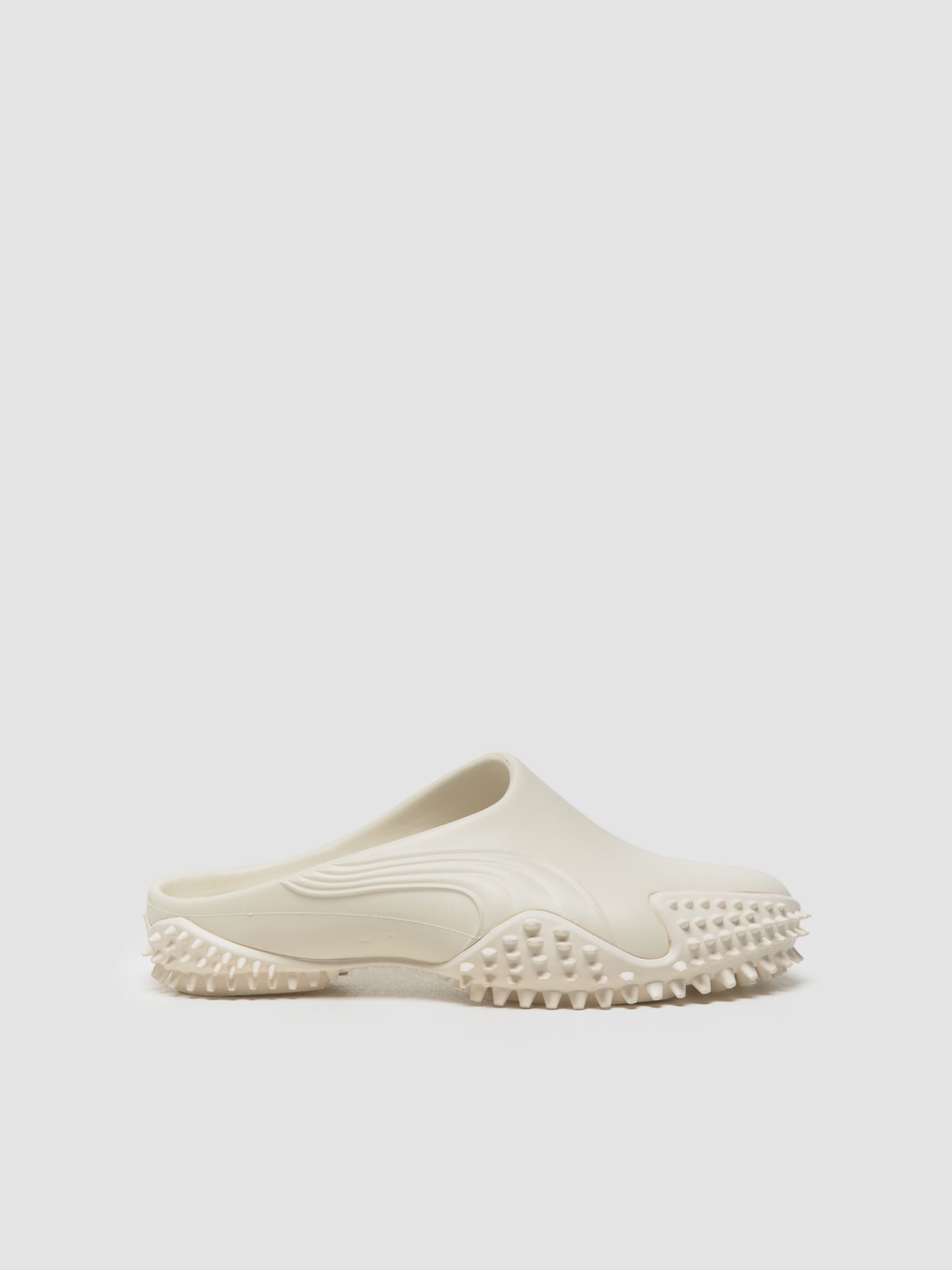x Louis-Gabriel Nouchi Mostro Mule in Frosted Ivory