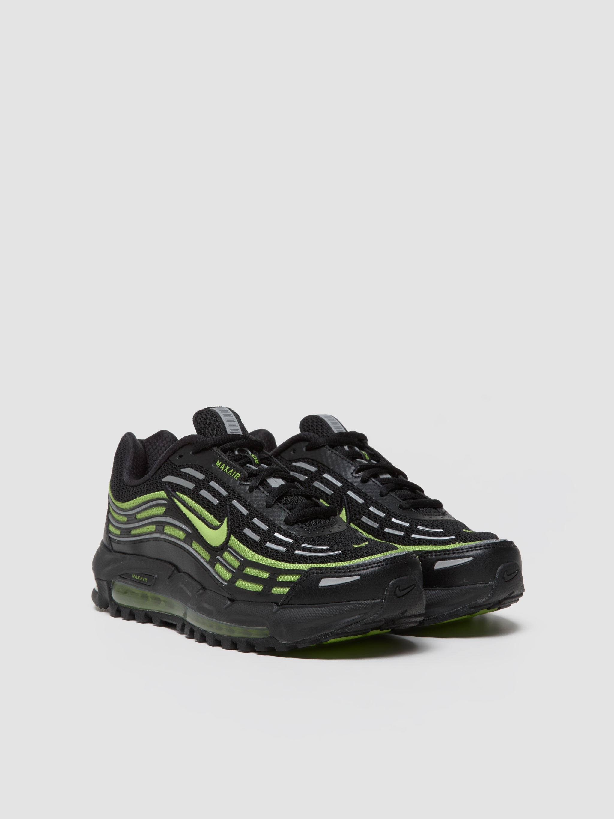 Air Max TL 2.5 Sneaker in Black & Citron