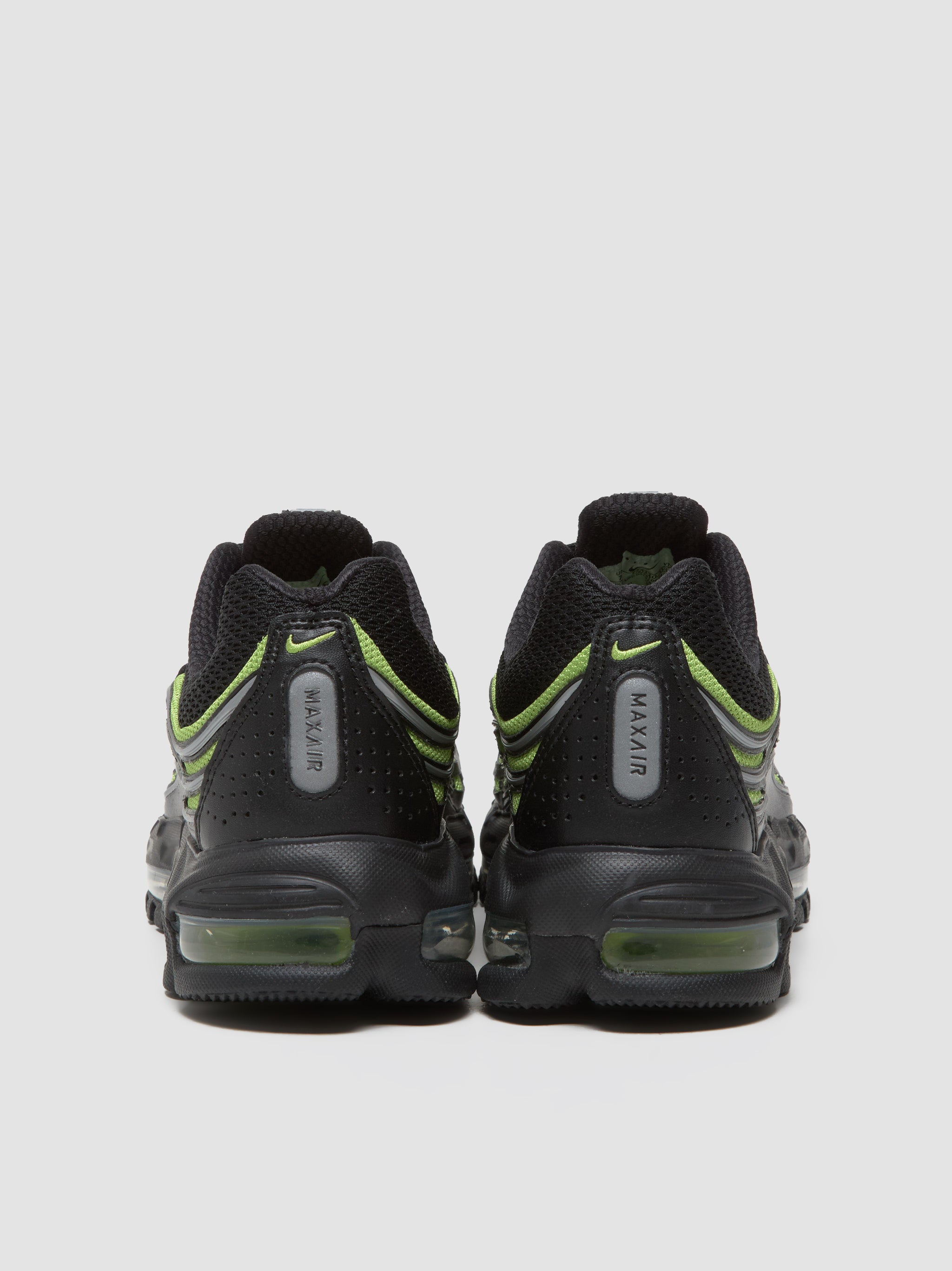 Air Max TL 2.5 Sneaker in Black & Citron
