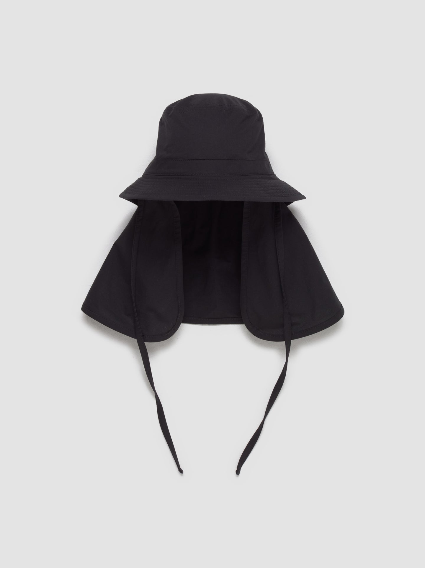 Desert Bucket Hat in Black