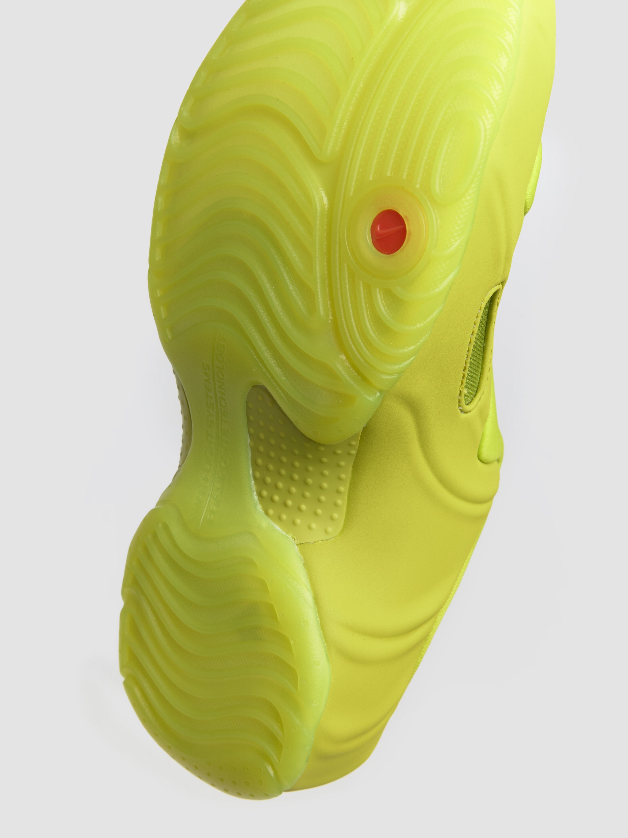 Nike - Clogposite Slide in Bright Cactus & Picante Red