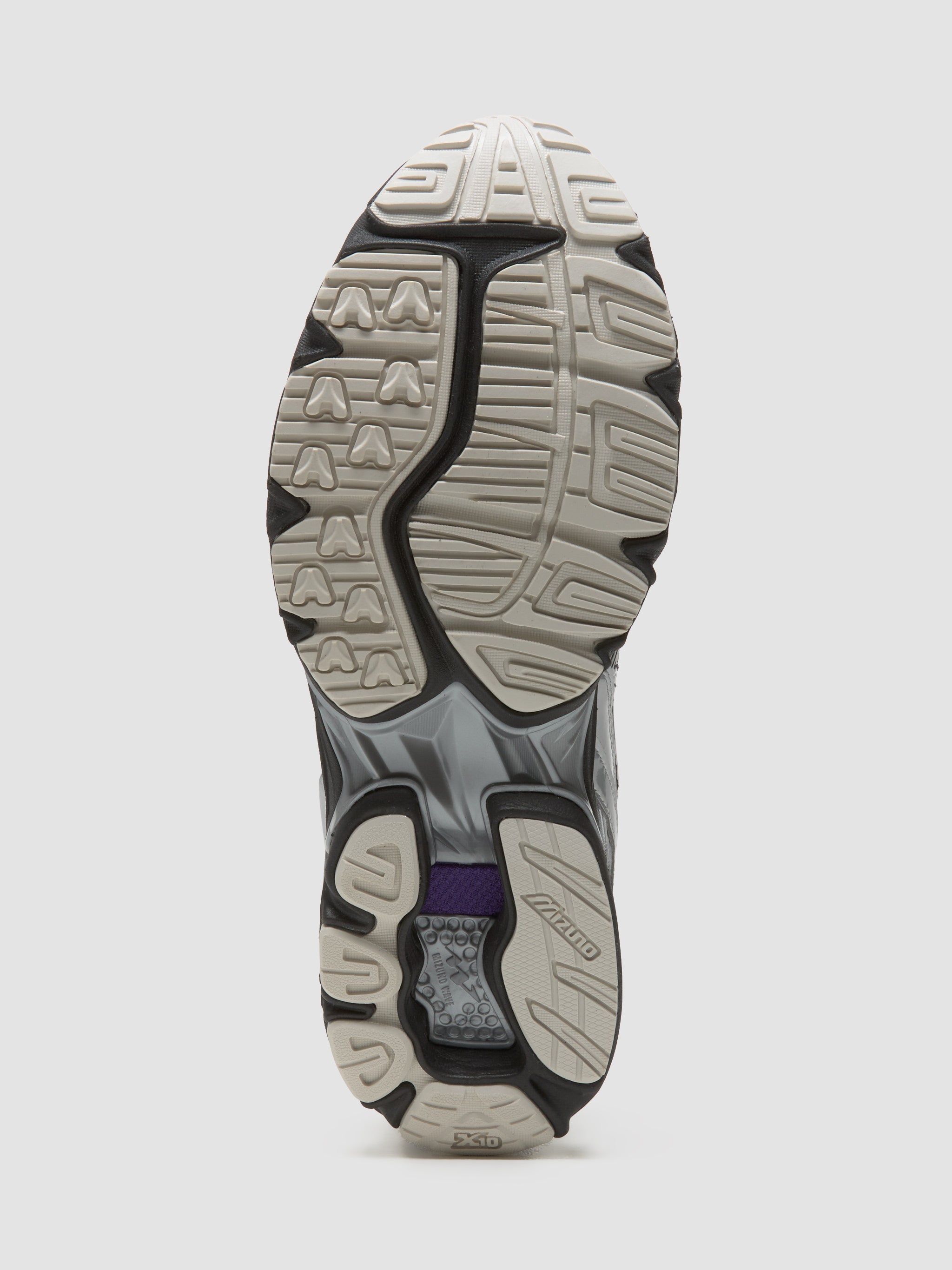 Wave Rider 10 Sneaker in Black & Purple Haze