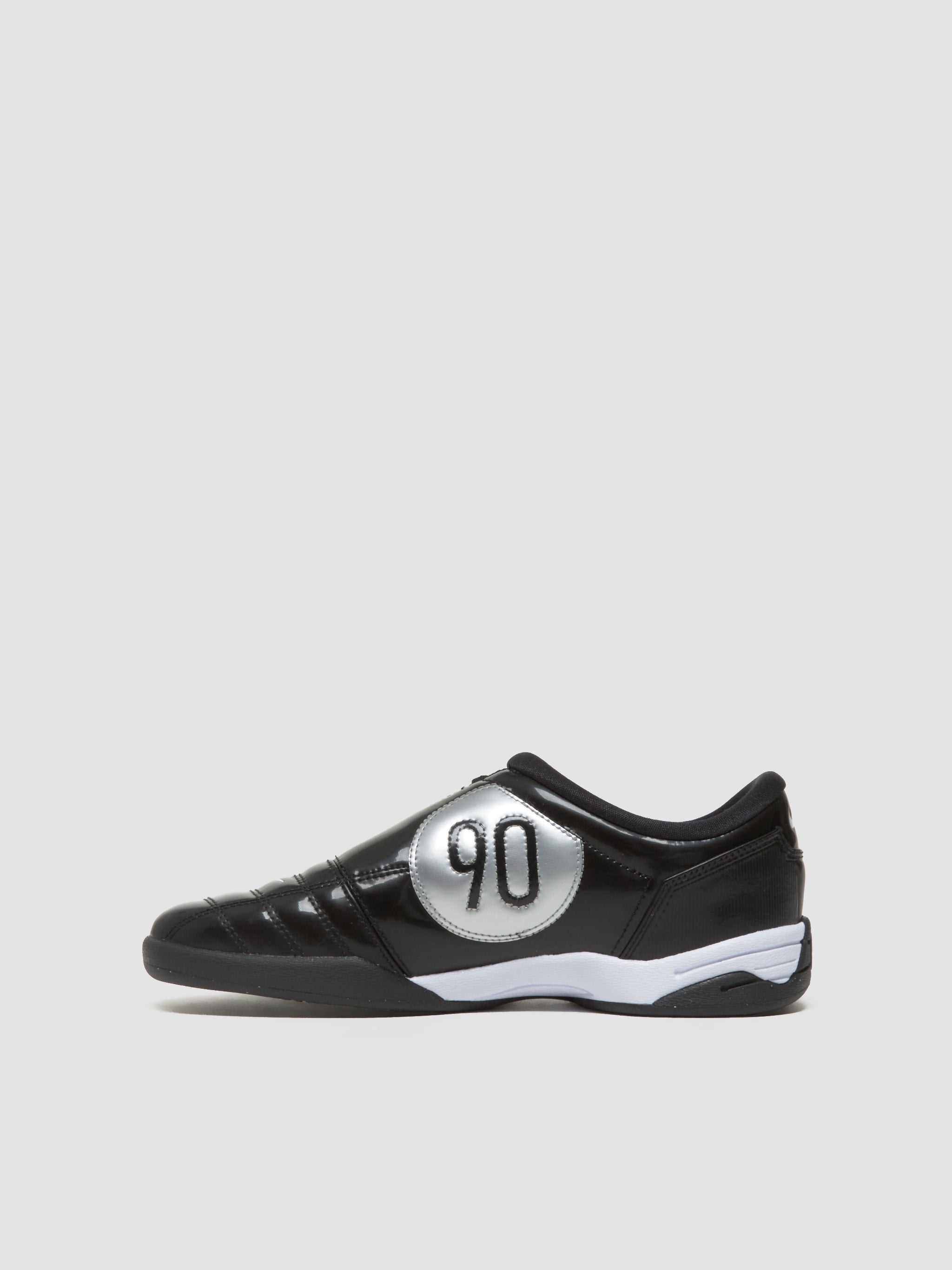 Total 90 SP Sneaker in Black & Metallic Silver