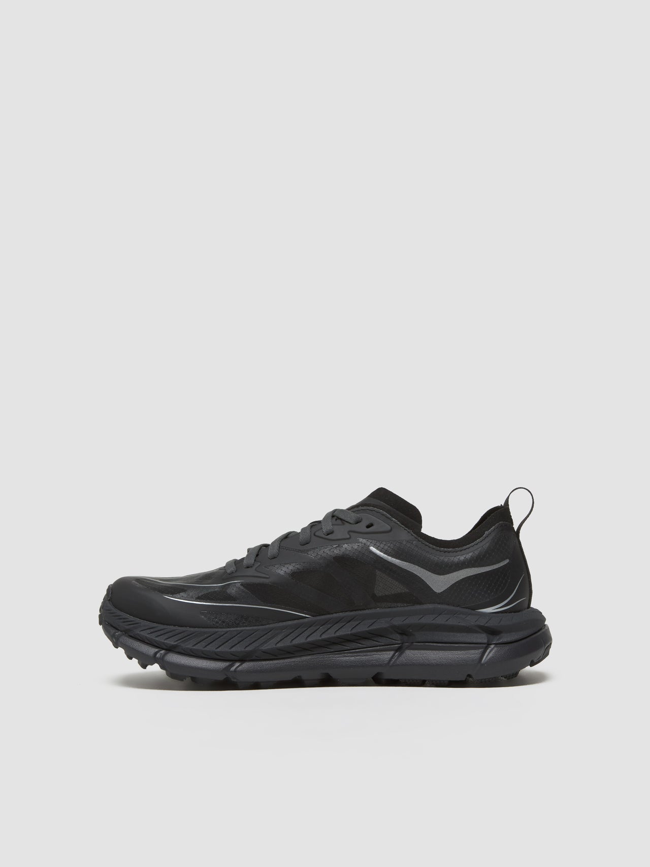 Mafate Speed 4 Lite Sneaker in Black & Outer Orbit