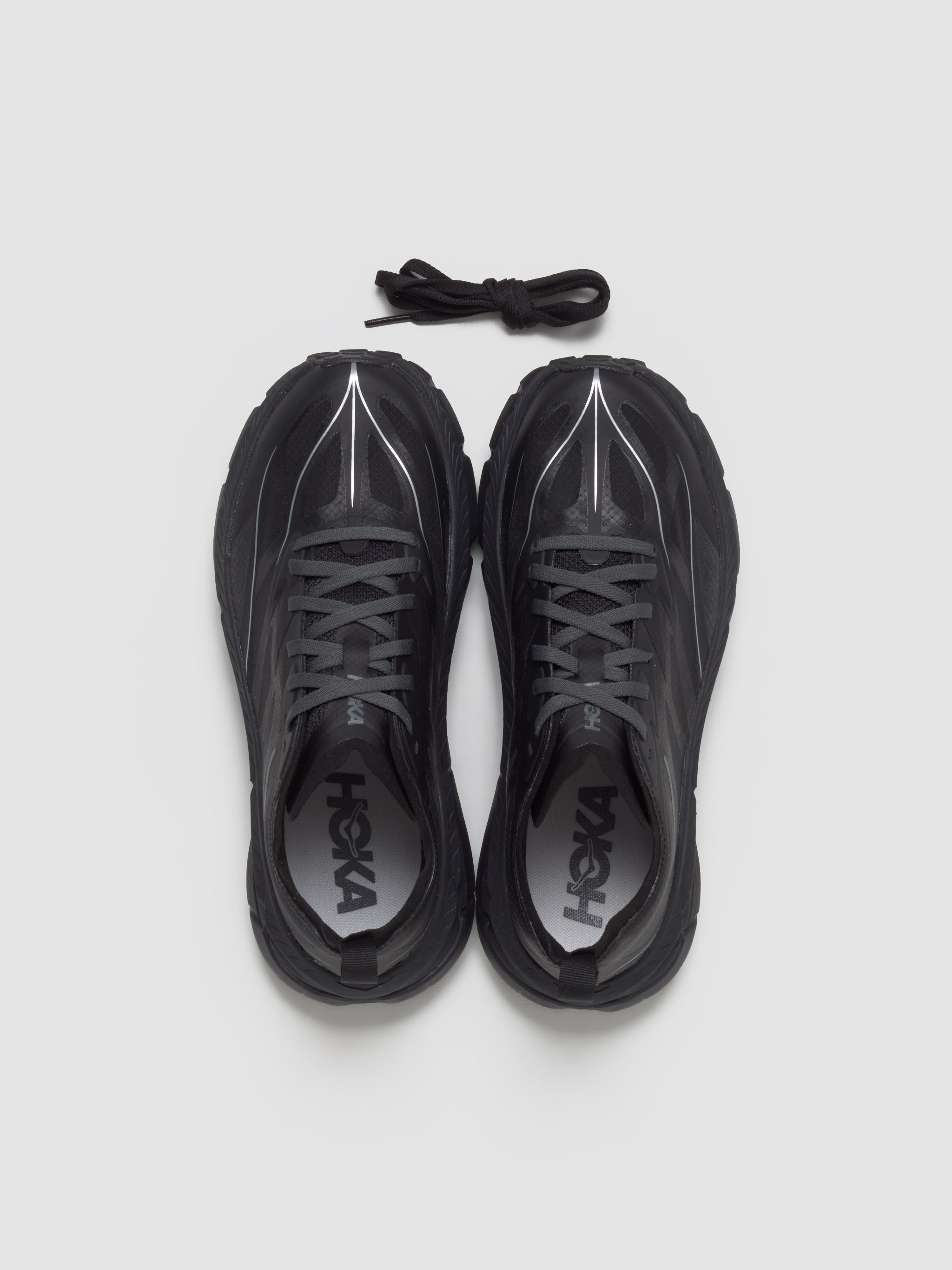 Mafate Speed 4 Lite Sneaker in Black & Outer Orbit