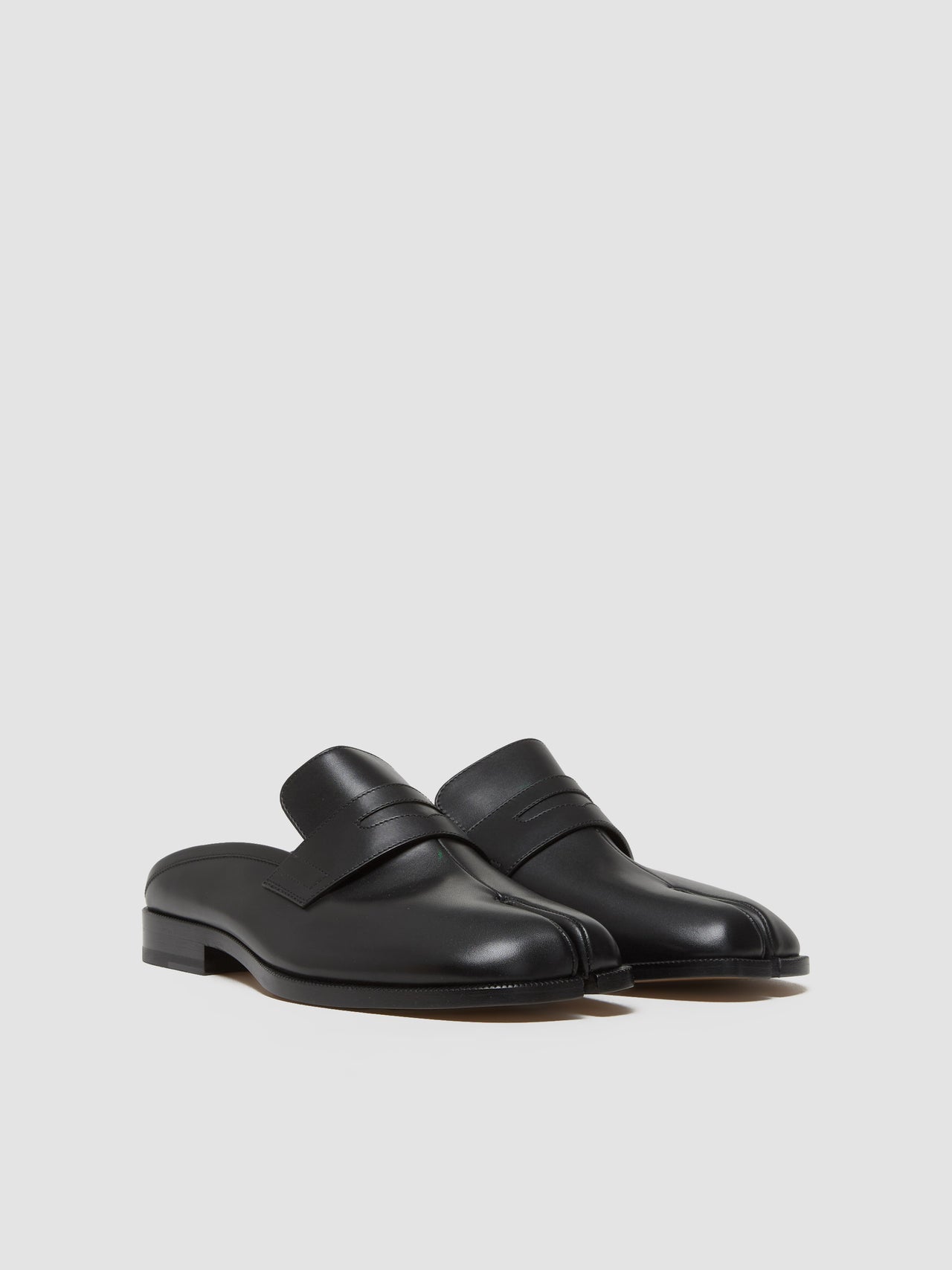 Tabi Loafer Mules in Black