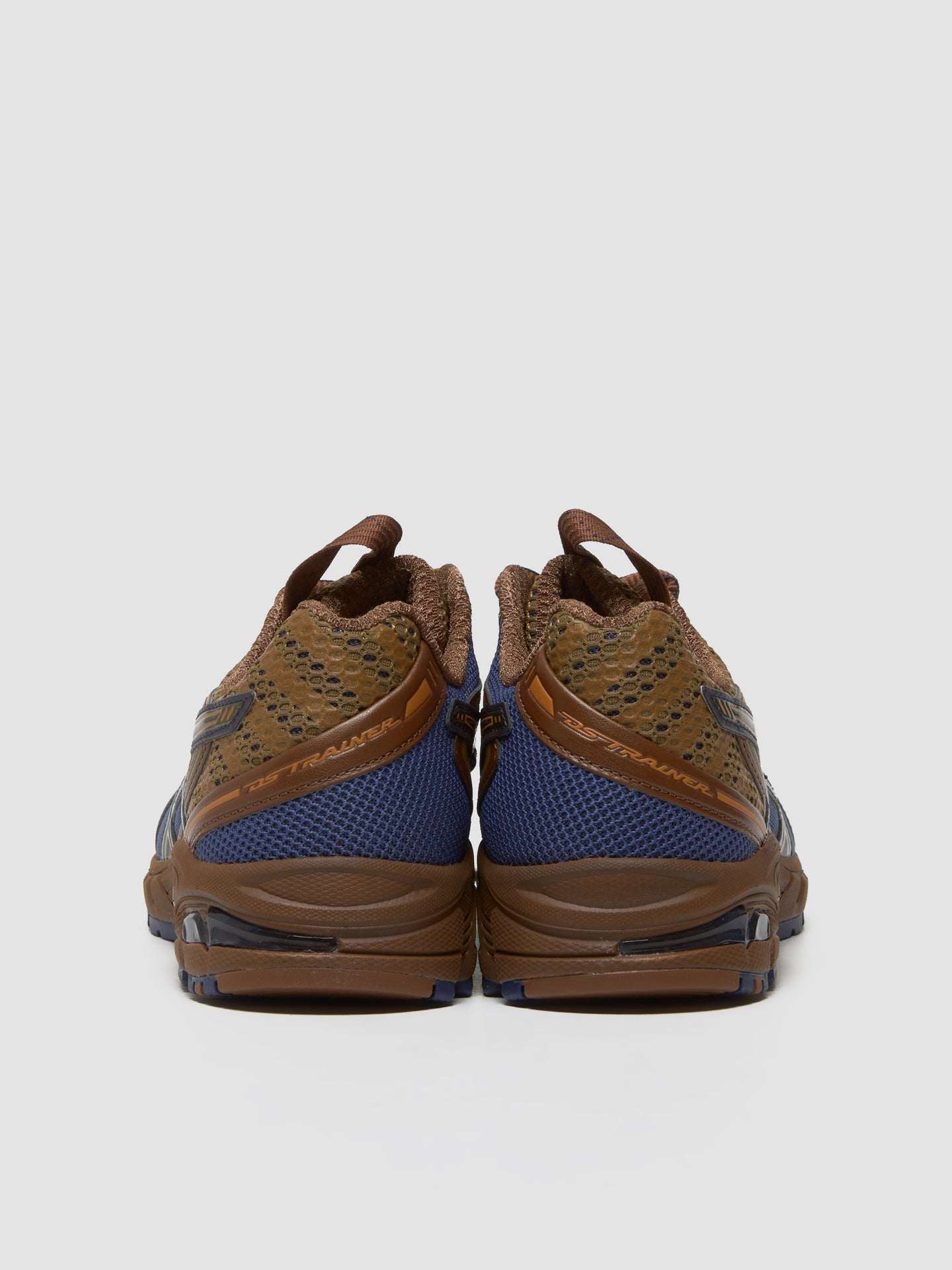 UB9-S GEL-DS TRAINER 14 Sneaker in Desert Camp & Piquant Orange