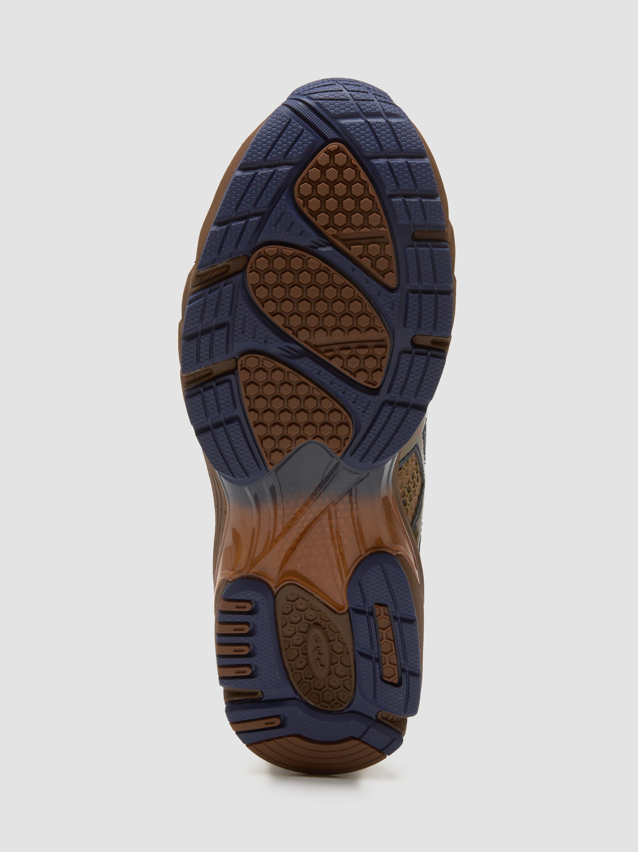 UB9-S GEL-DS TRAINER 14 Sneaker in Desert Camp & Piquant Orange