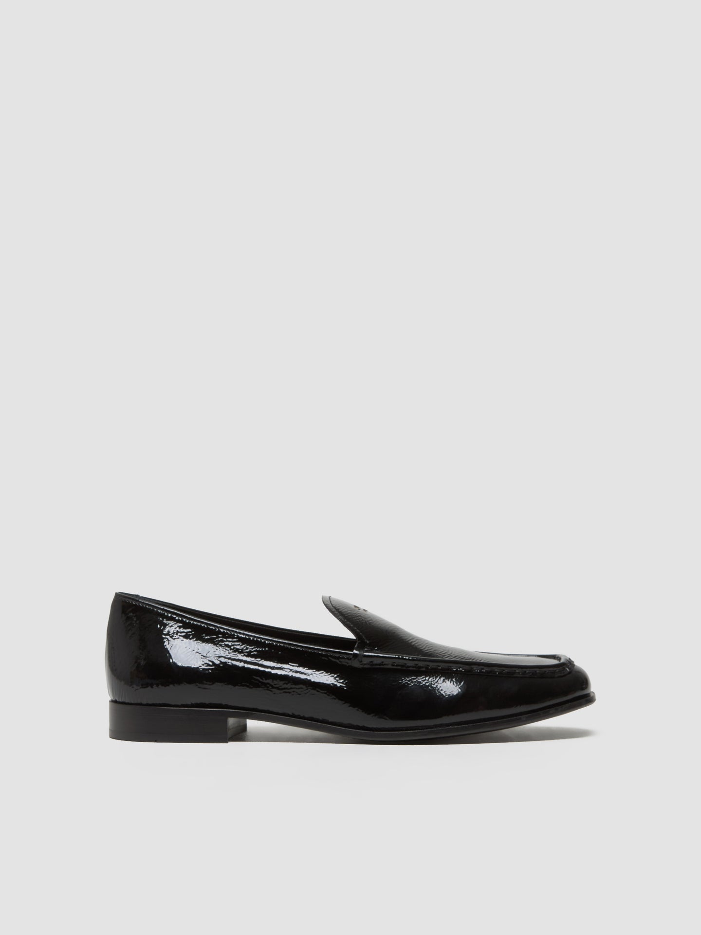 Naplak Patent Leather Loafers in Black