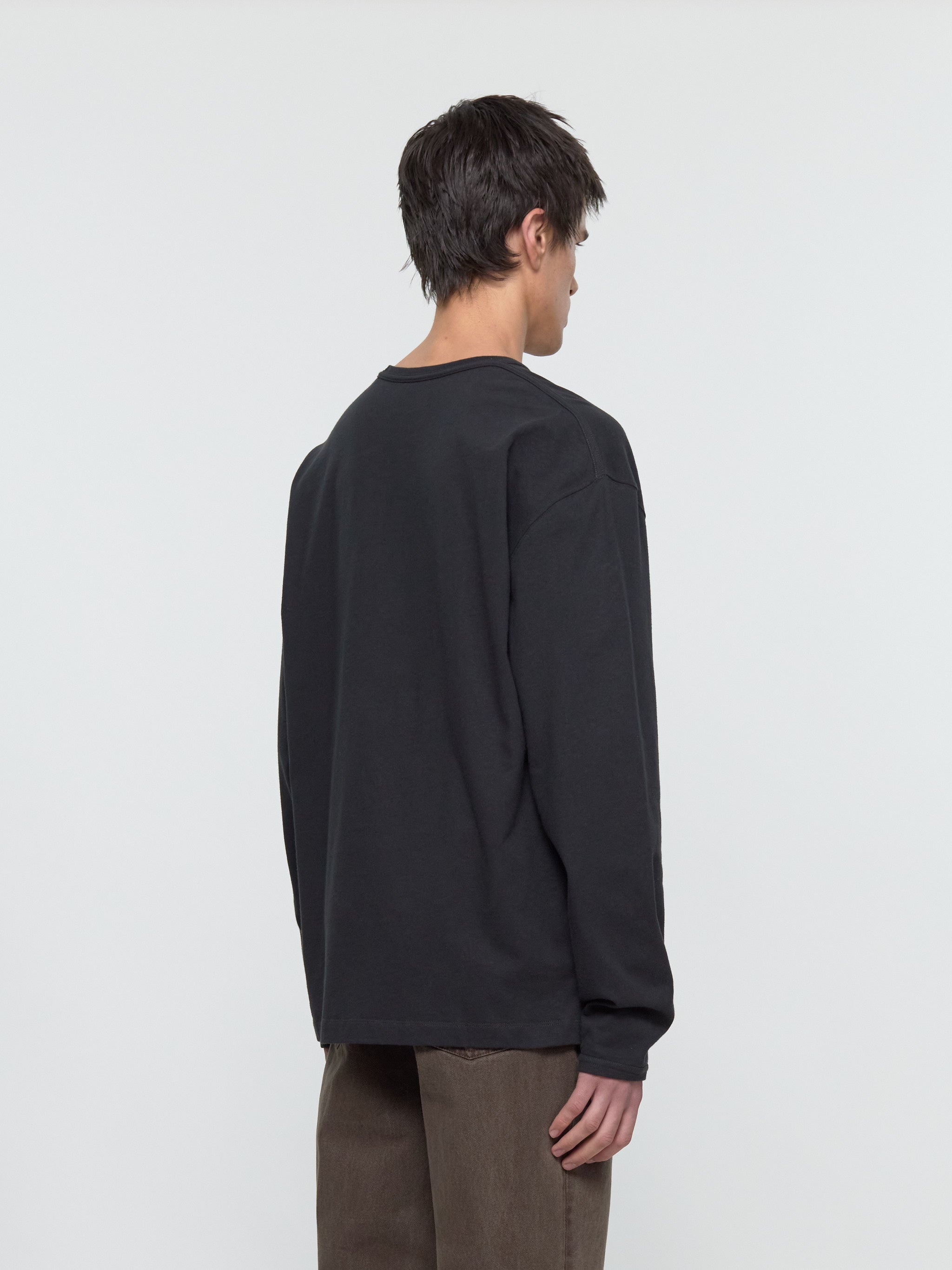 Boxy Longsleeve T-Shirt in Jet Black