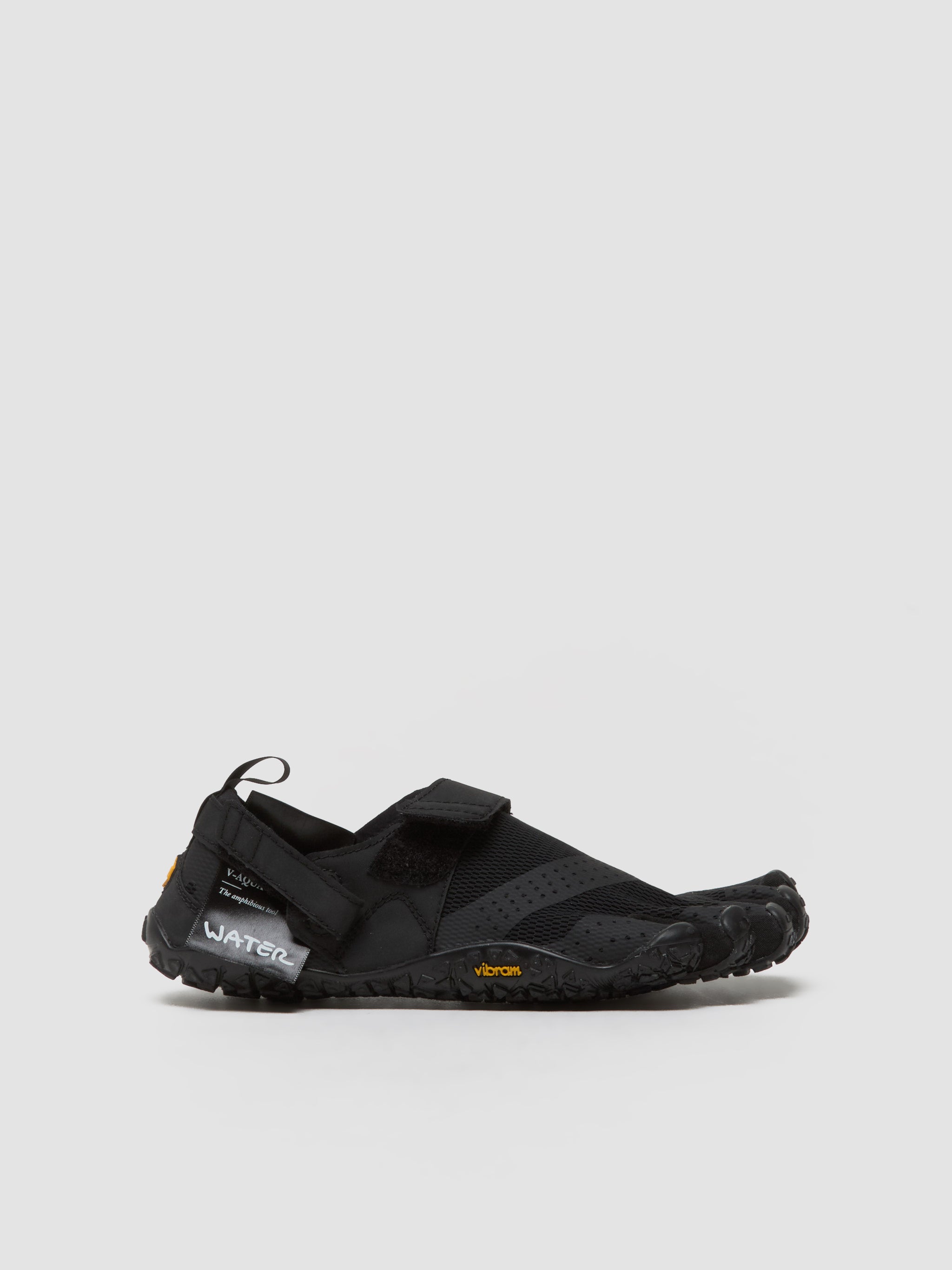 V-Aqua FiveFingers Shoes in Black