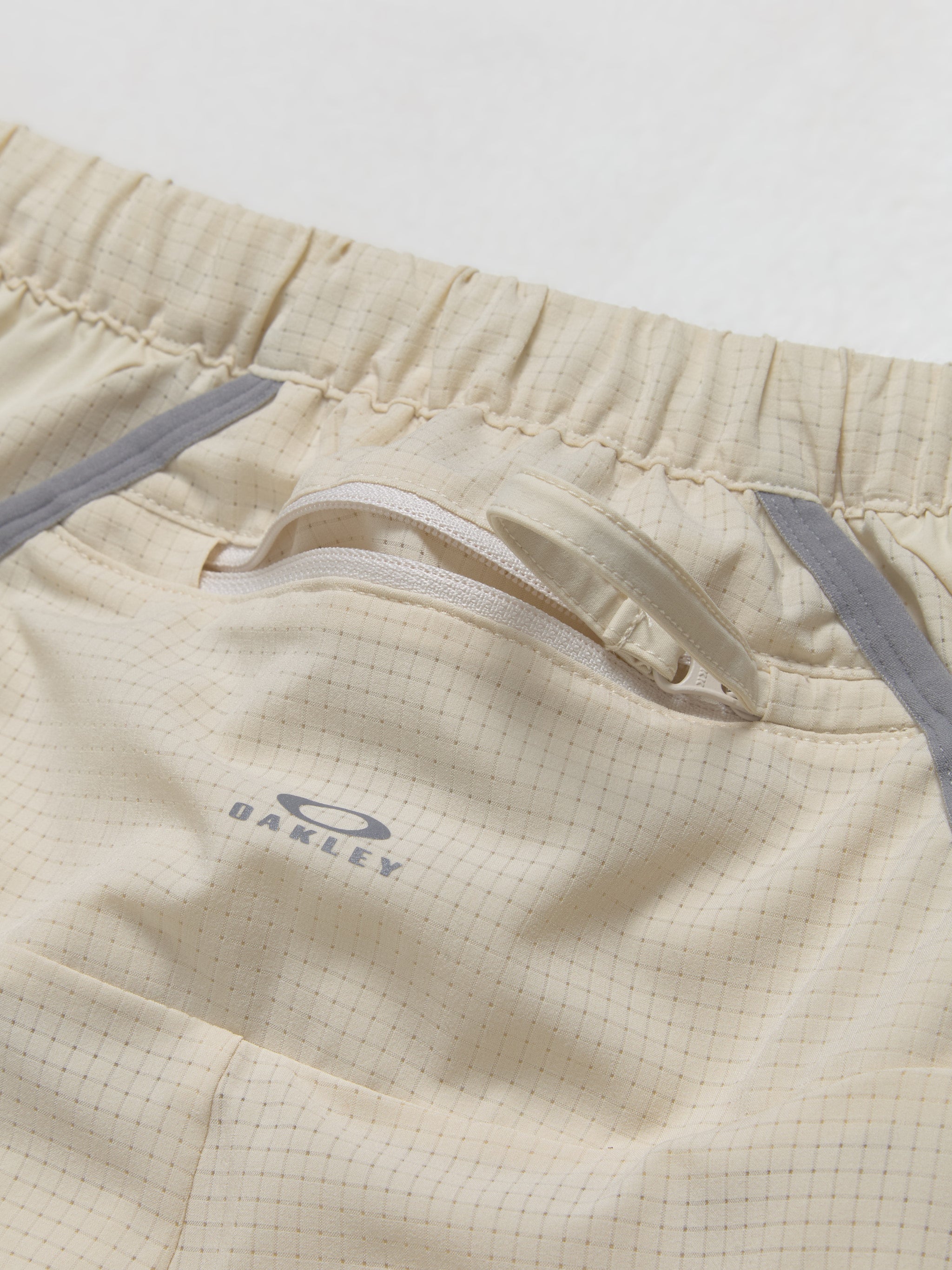 Latitude Flight Shorts in Mist